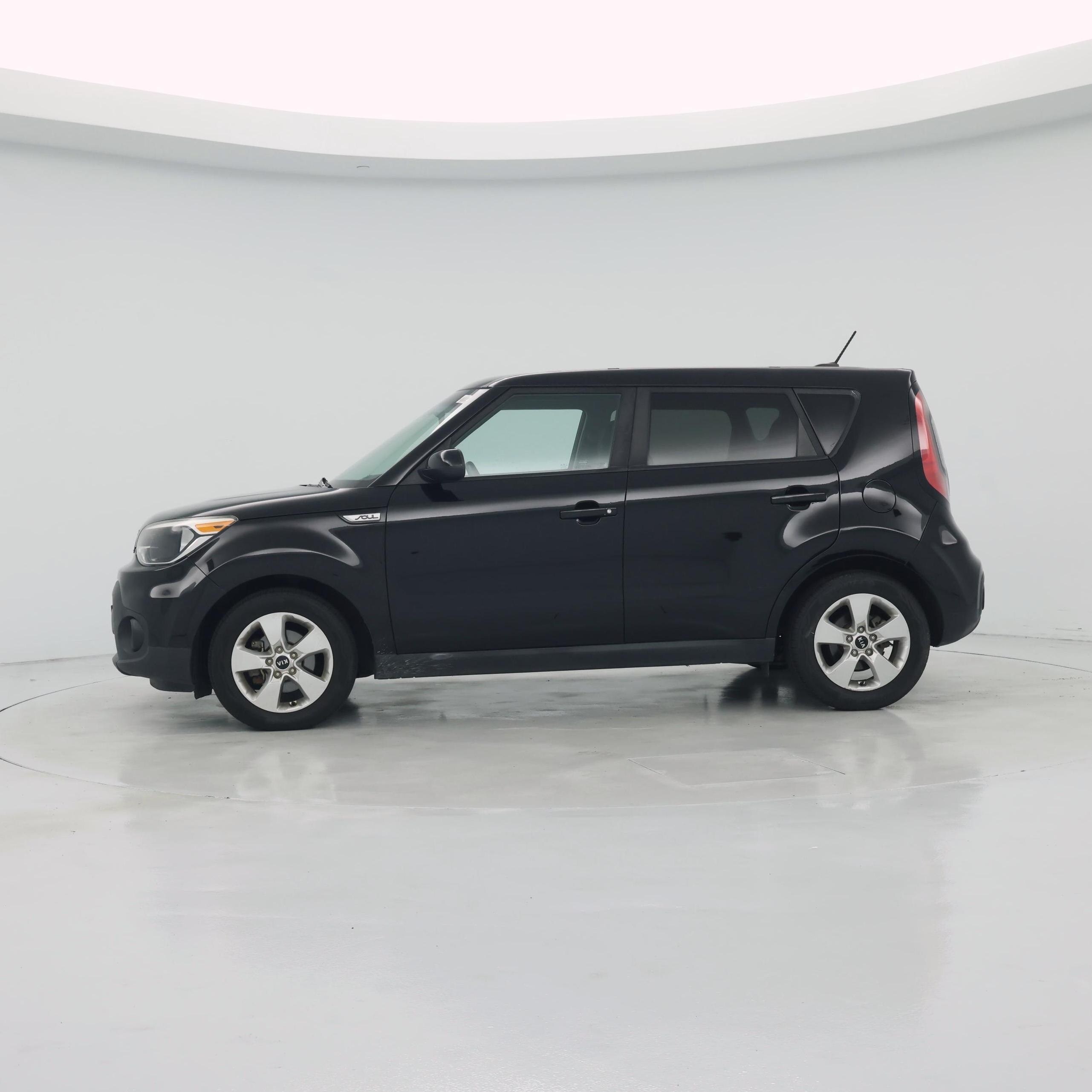 Thumbnail: 2017 Kia Soul - 3
