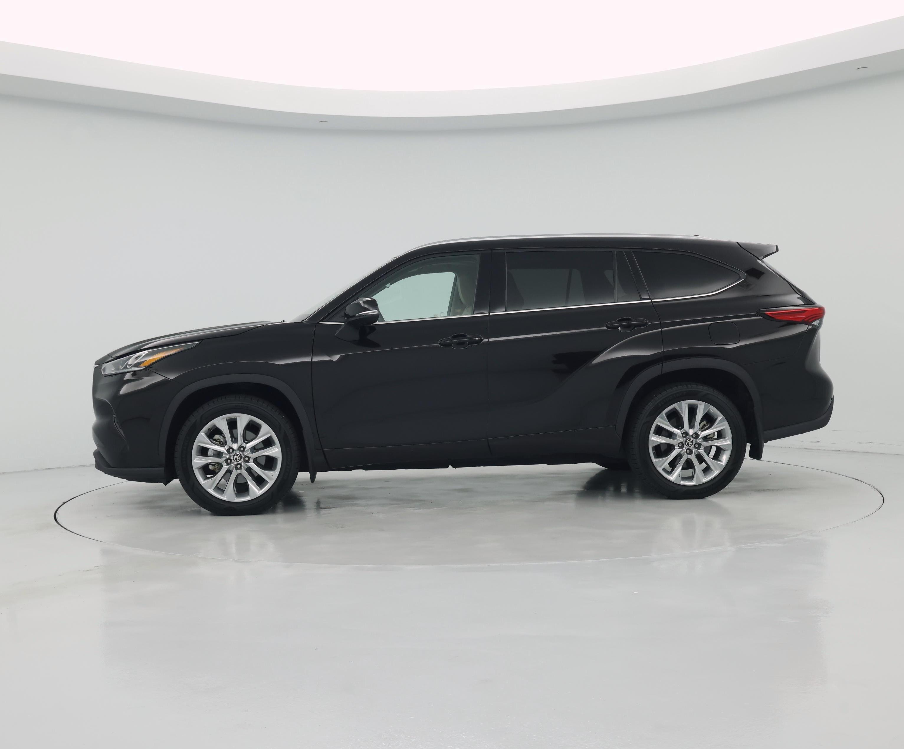 Thumbnail: 2020 Toyota Highlander - 3