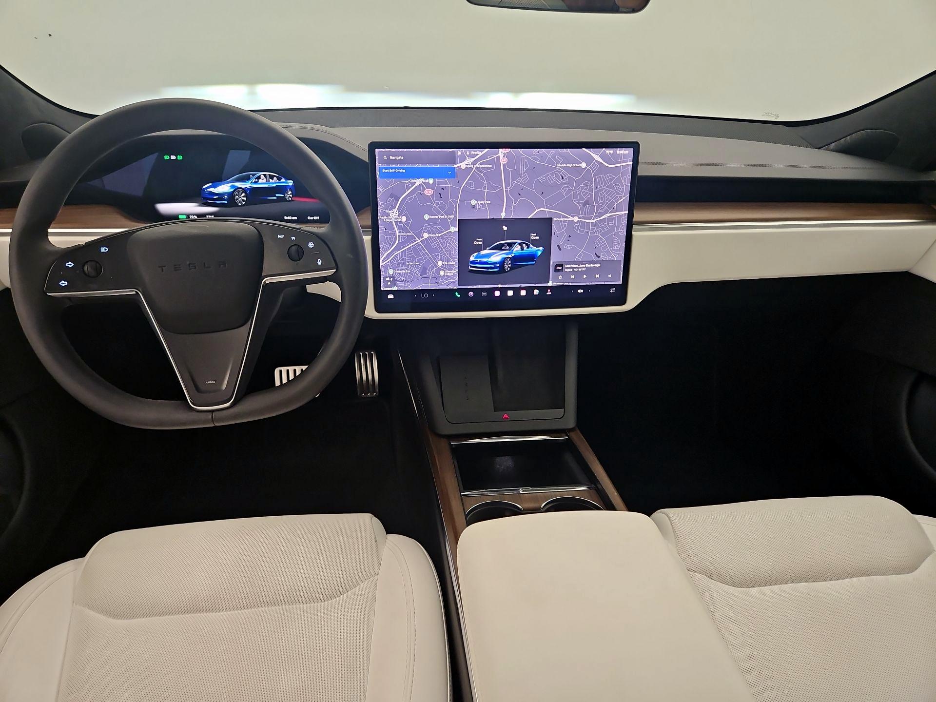 Thumbnail: 2023 Tesla Model S - 9