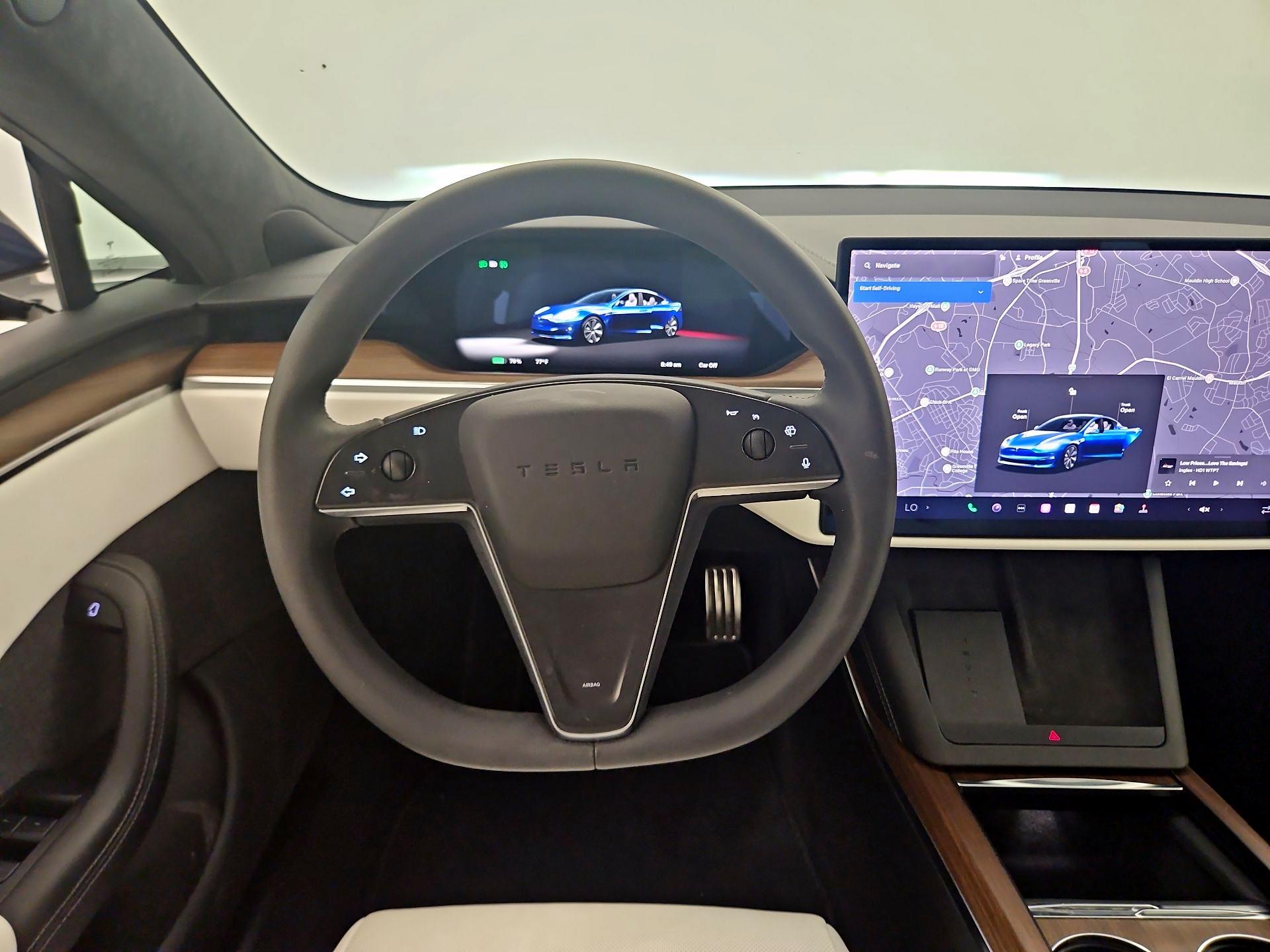 Thumbnail: 2023 Tesla Model S - 10
