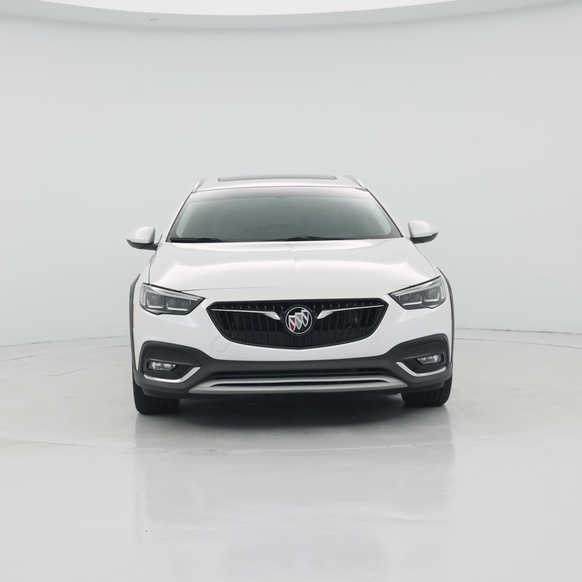 Thumbnail: 2018 Buick Regal - 5