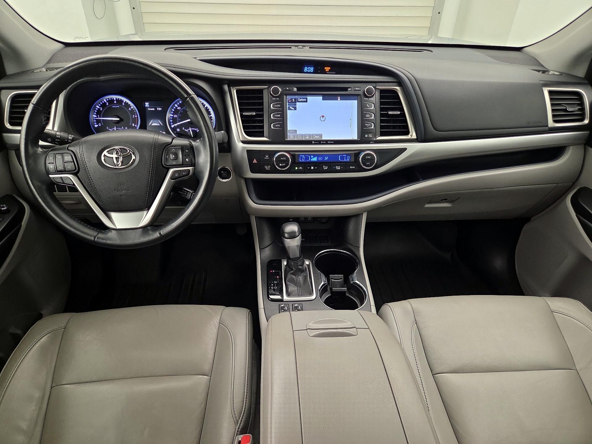Thumbnail: 2018 Toyota Highlander - 9
