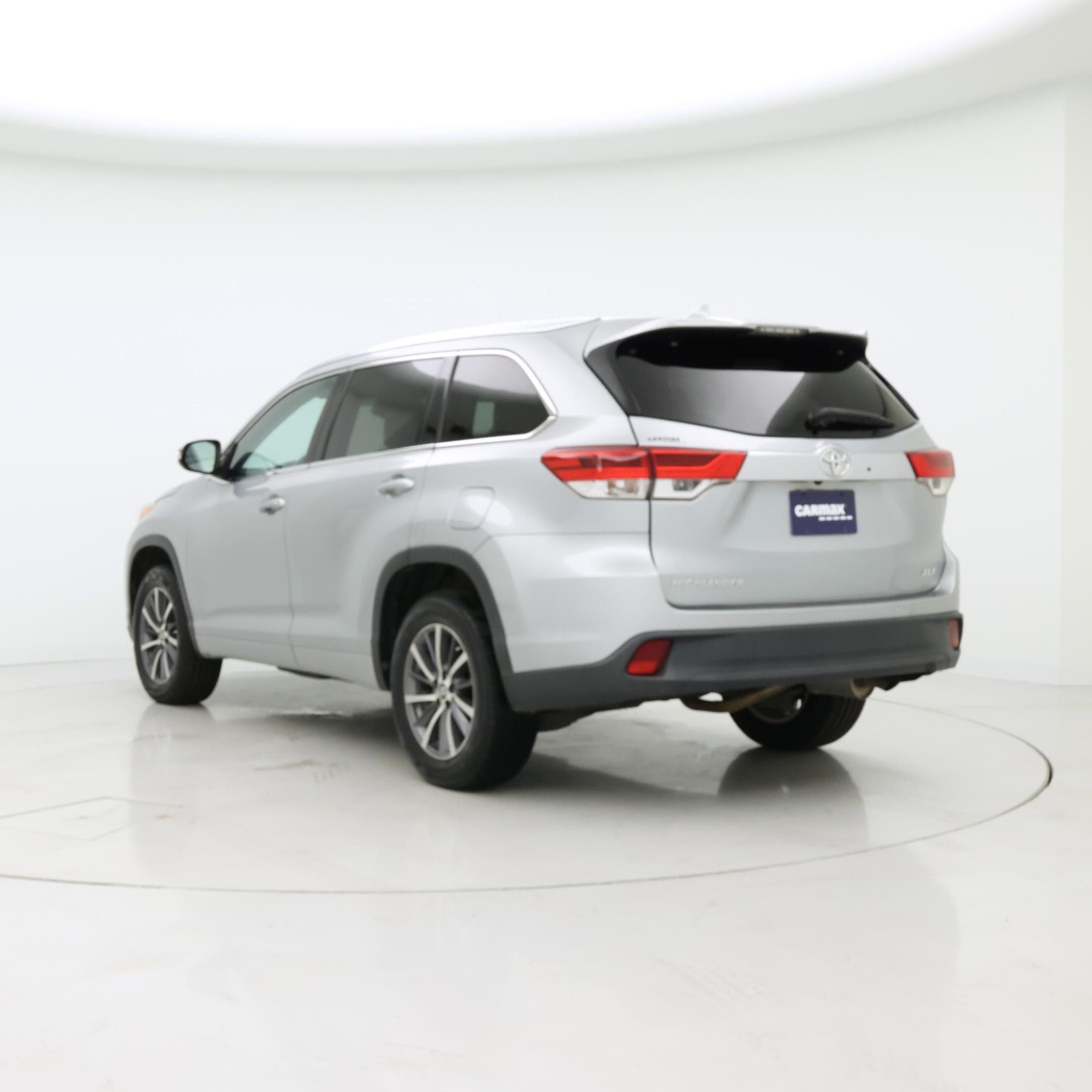 Thumbnail: 2018 Toyota Highlander - 2