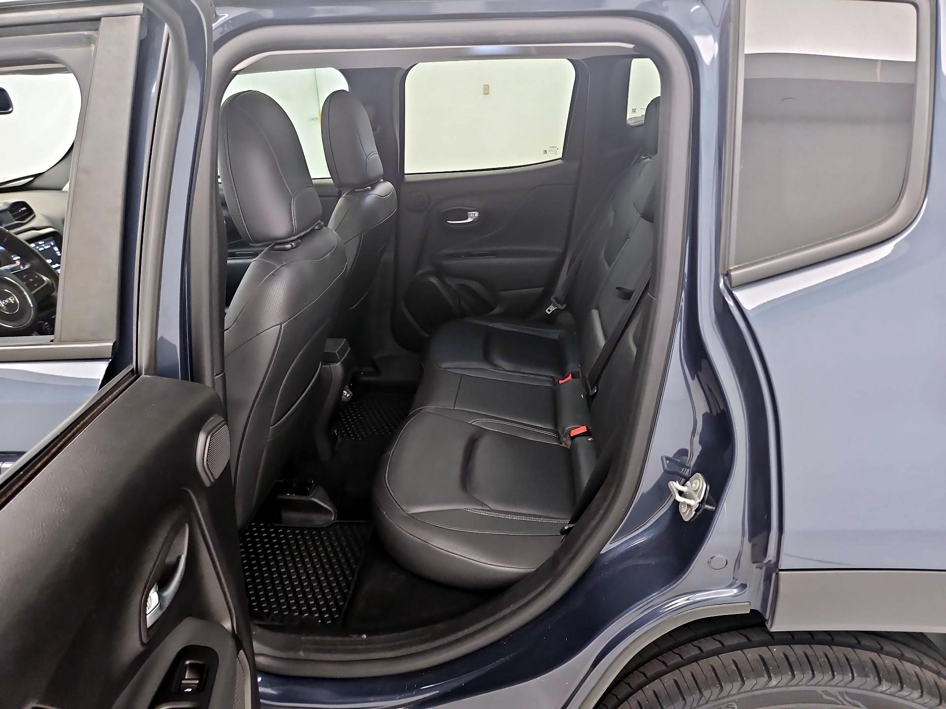 Thumbnail: 2022 Jeep Renegade - 20
