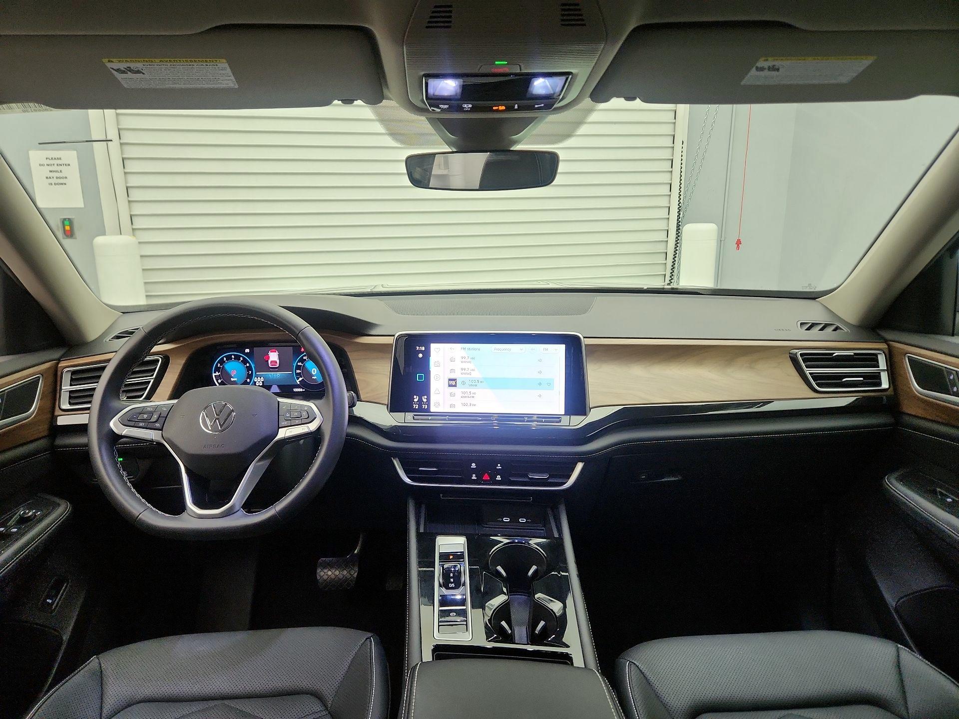 Thumbnail: 2025 Volkswagen Atlas - 9