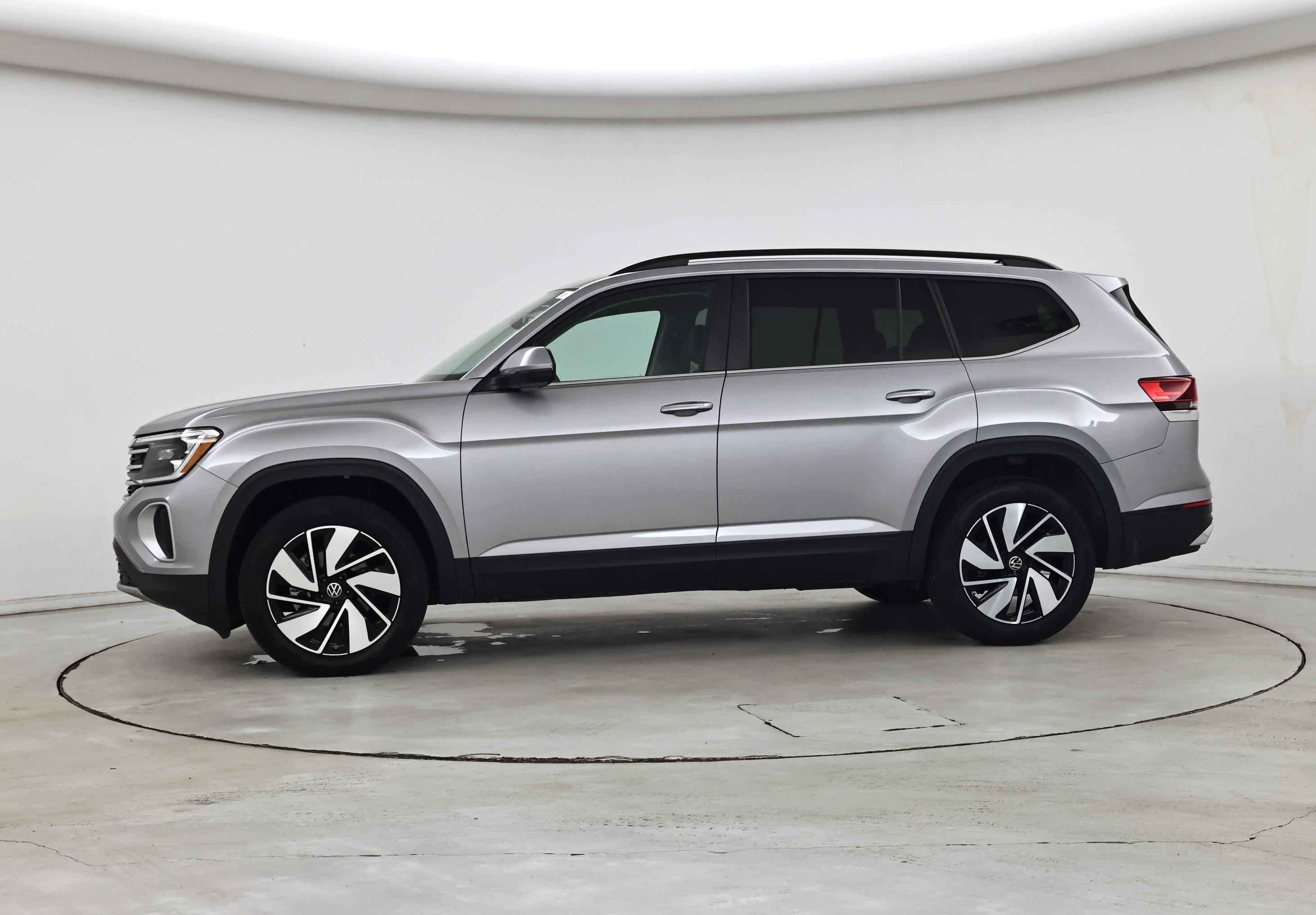 Thumbnail: 2025 Volkswagen Atlas - 3