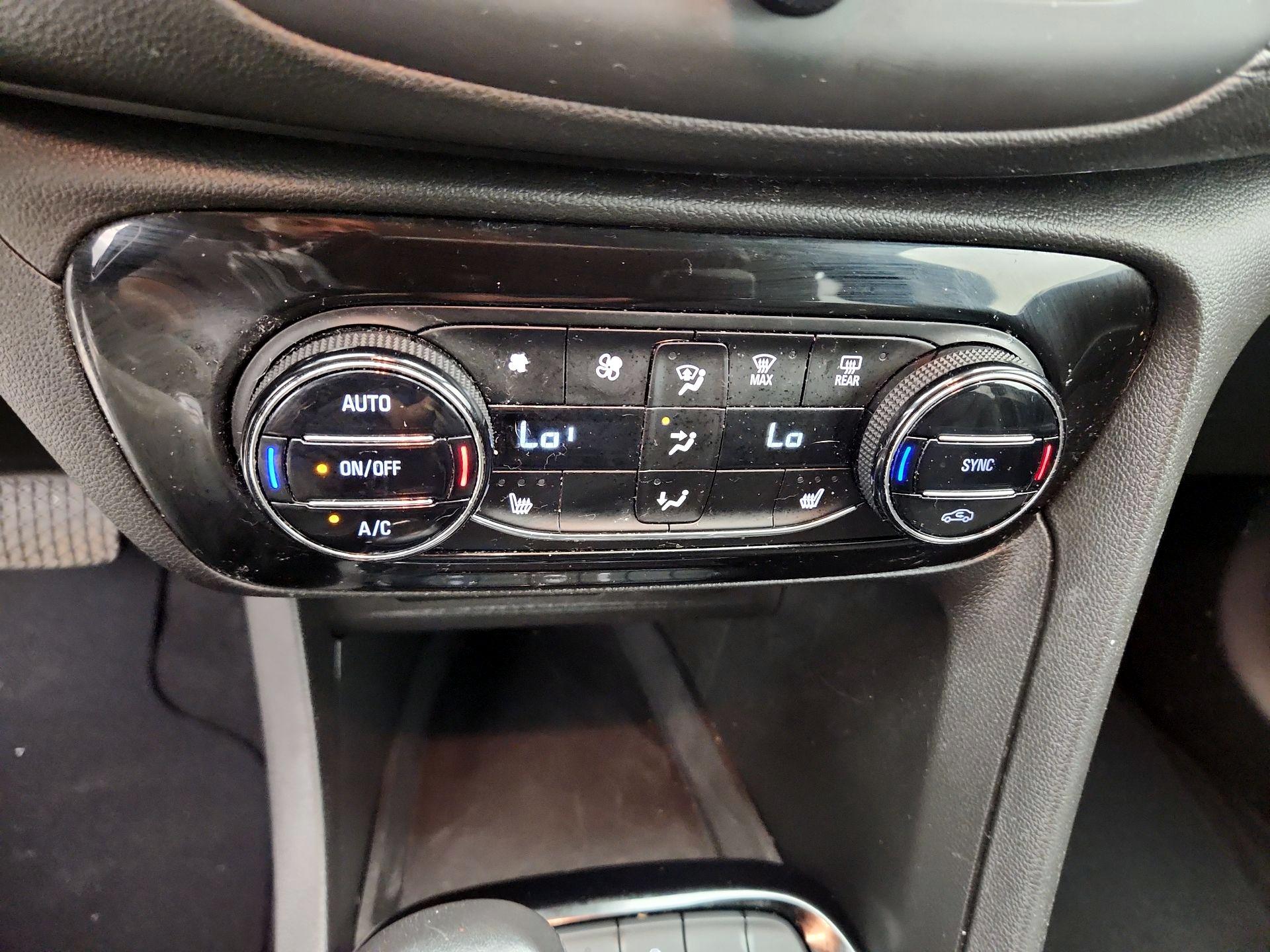 Thumbnail: 2021 Buick Encore GX - 16