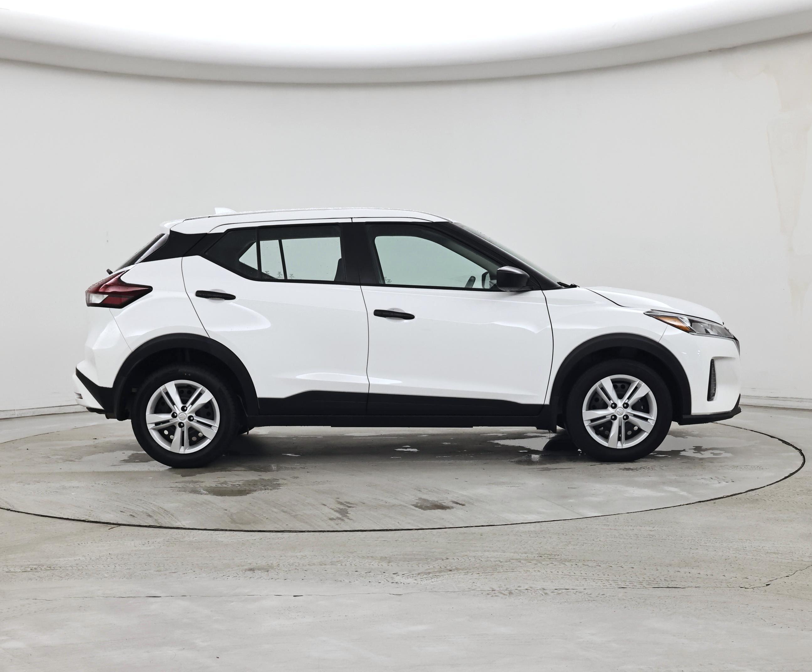 Thumbnail: 2024 Nissan Kicks - 7