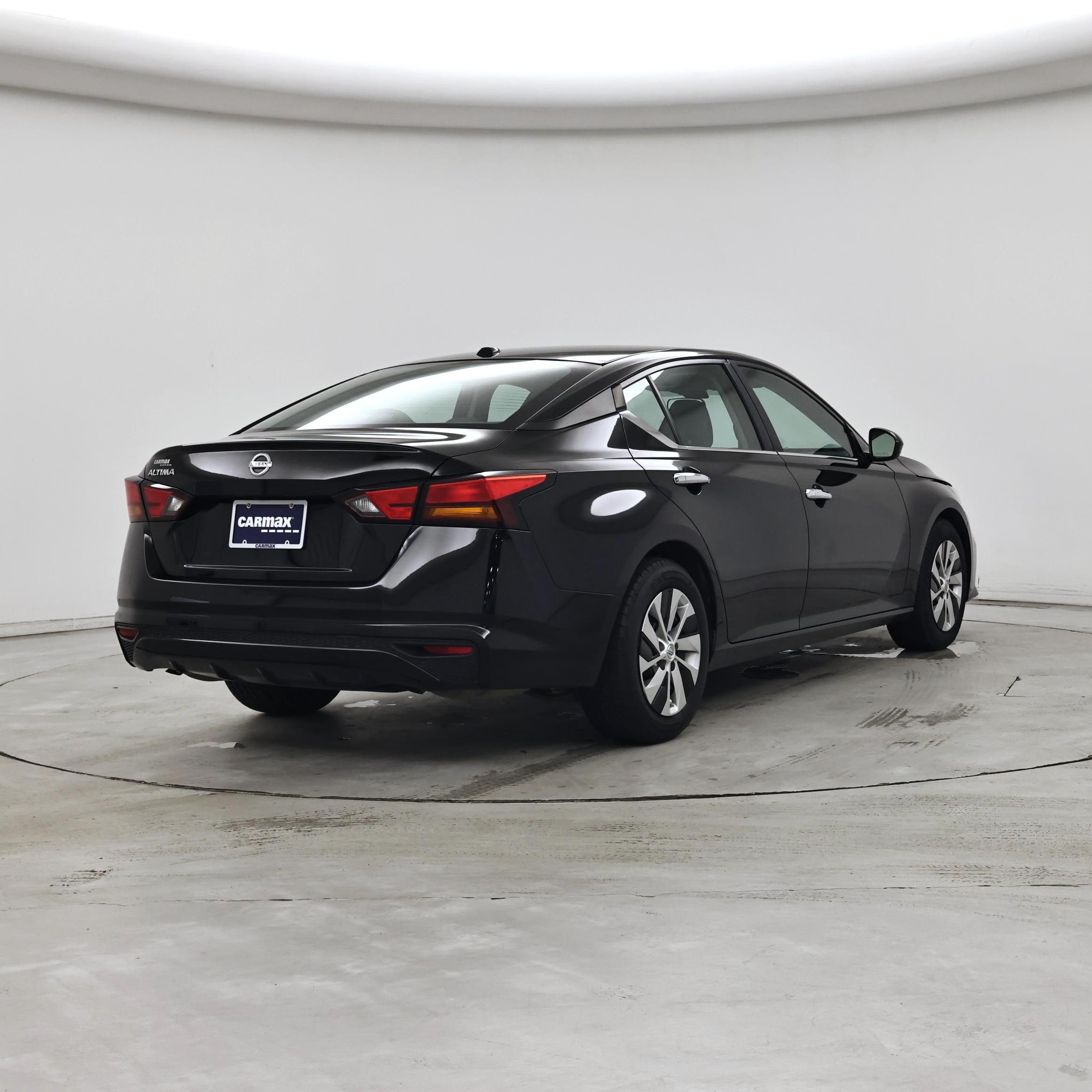 Thumbnail: 2020 Nissan Altima - 8