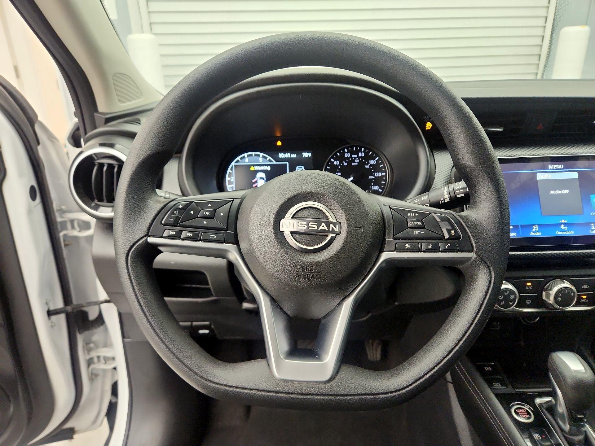 Thumbnail: 2023 Nissan Kicks - 10