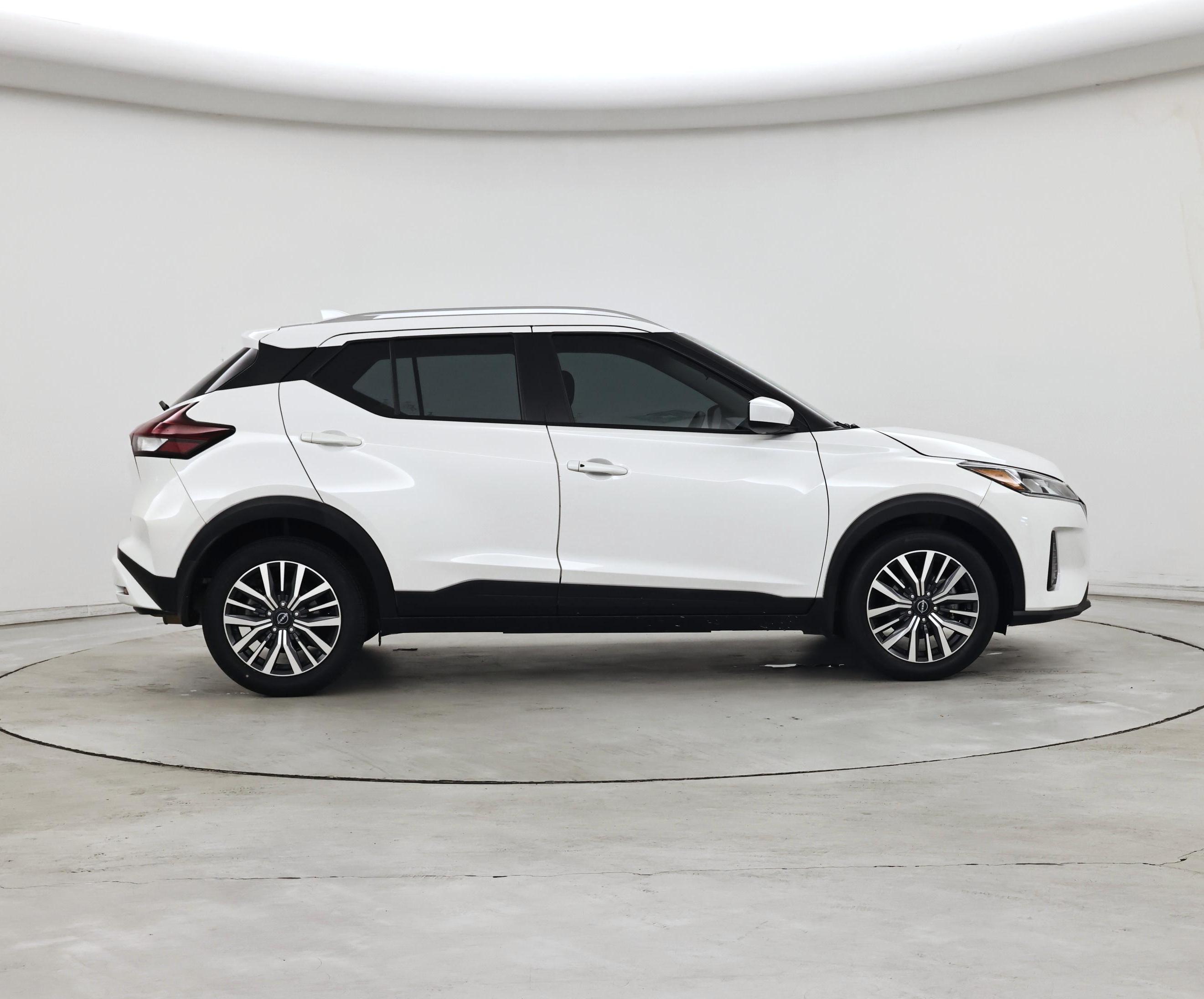 Thumbnail: 2023 Nissan Kicks - 7