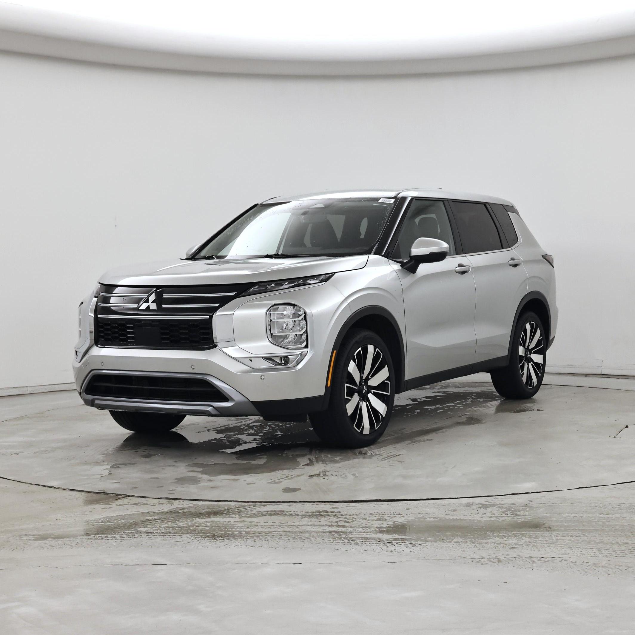 Thumbnail: 2025 Mitsubishi Outlander - 4
