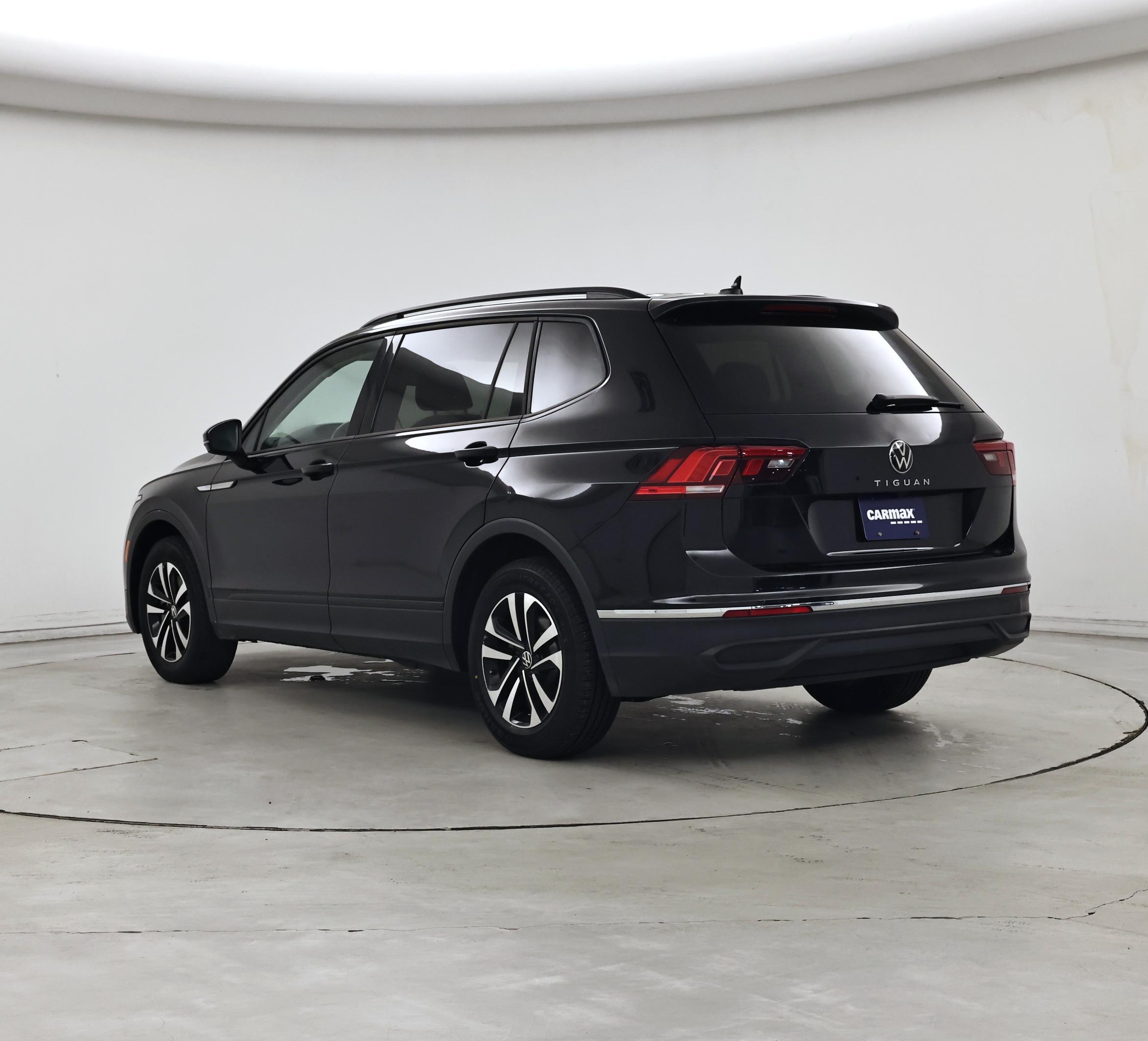 Thumbnail: 2024 Volkswagen Tiguan - 2