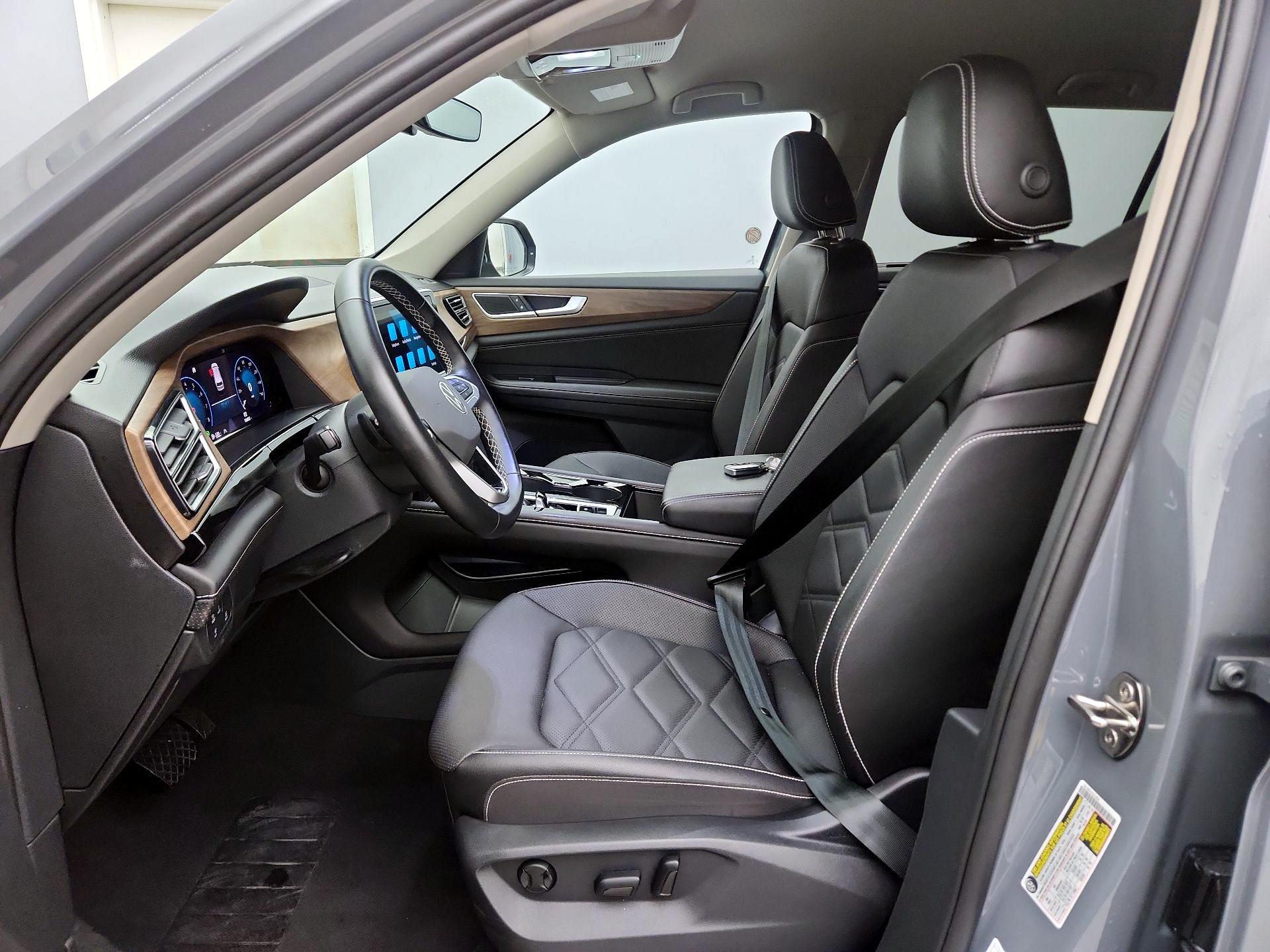 Thumbnail: 2025 Volkswagen Atlas - 11