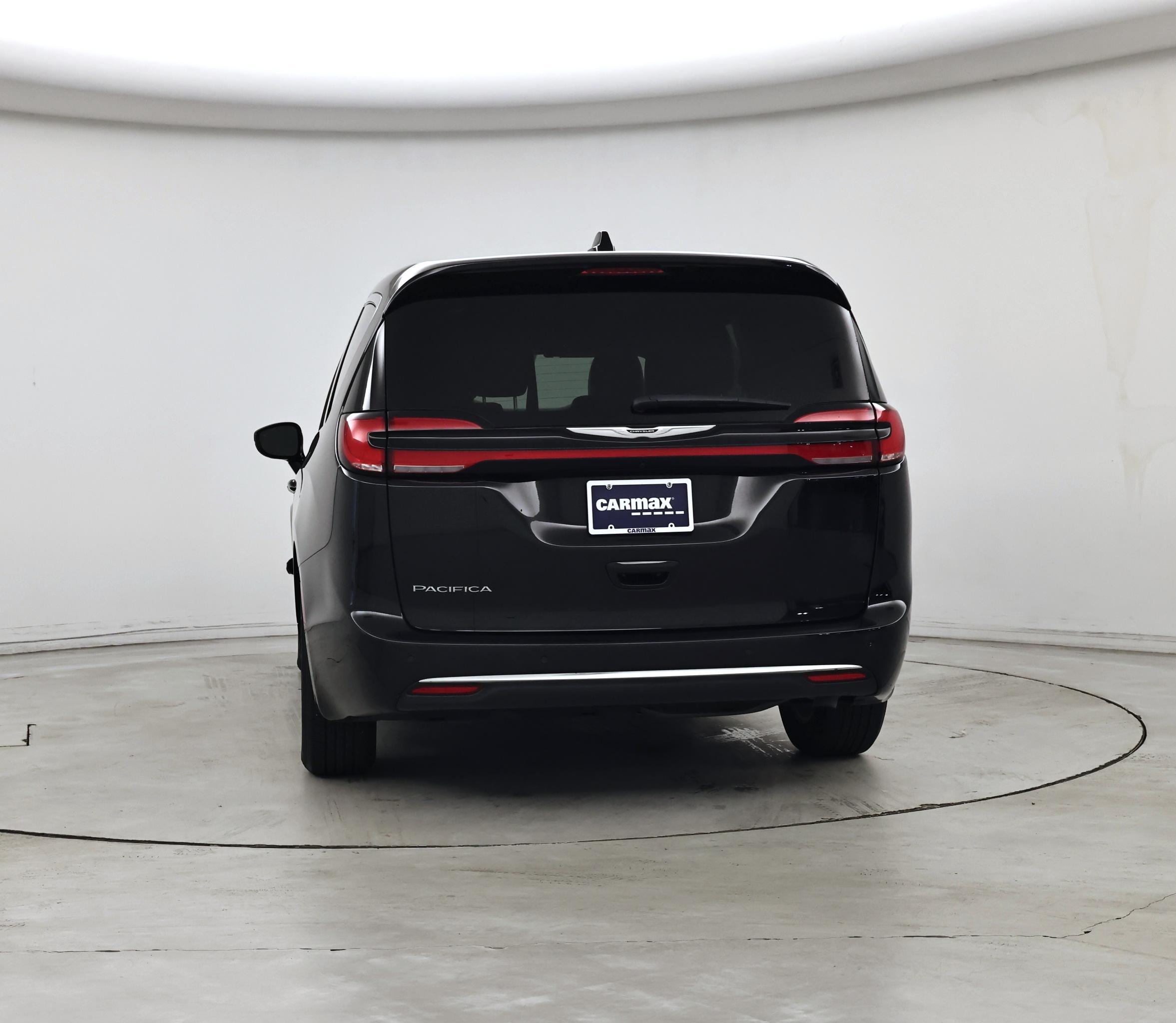 Thumbnail: 2025 Chrysler Pacifica - 6