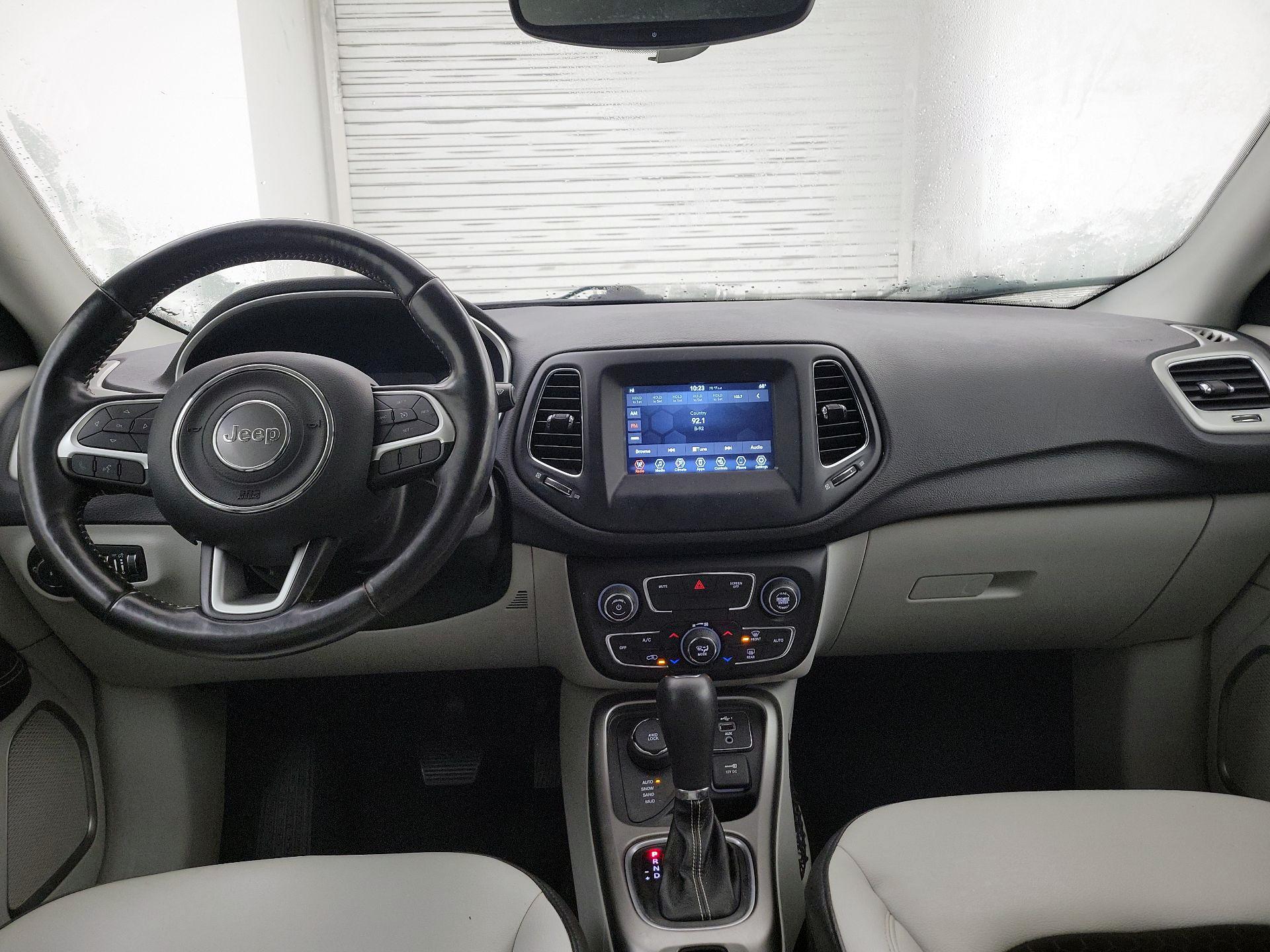 Thumbnail: 2021 Jeep Compass - 9