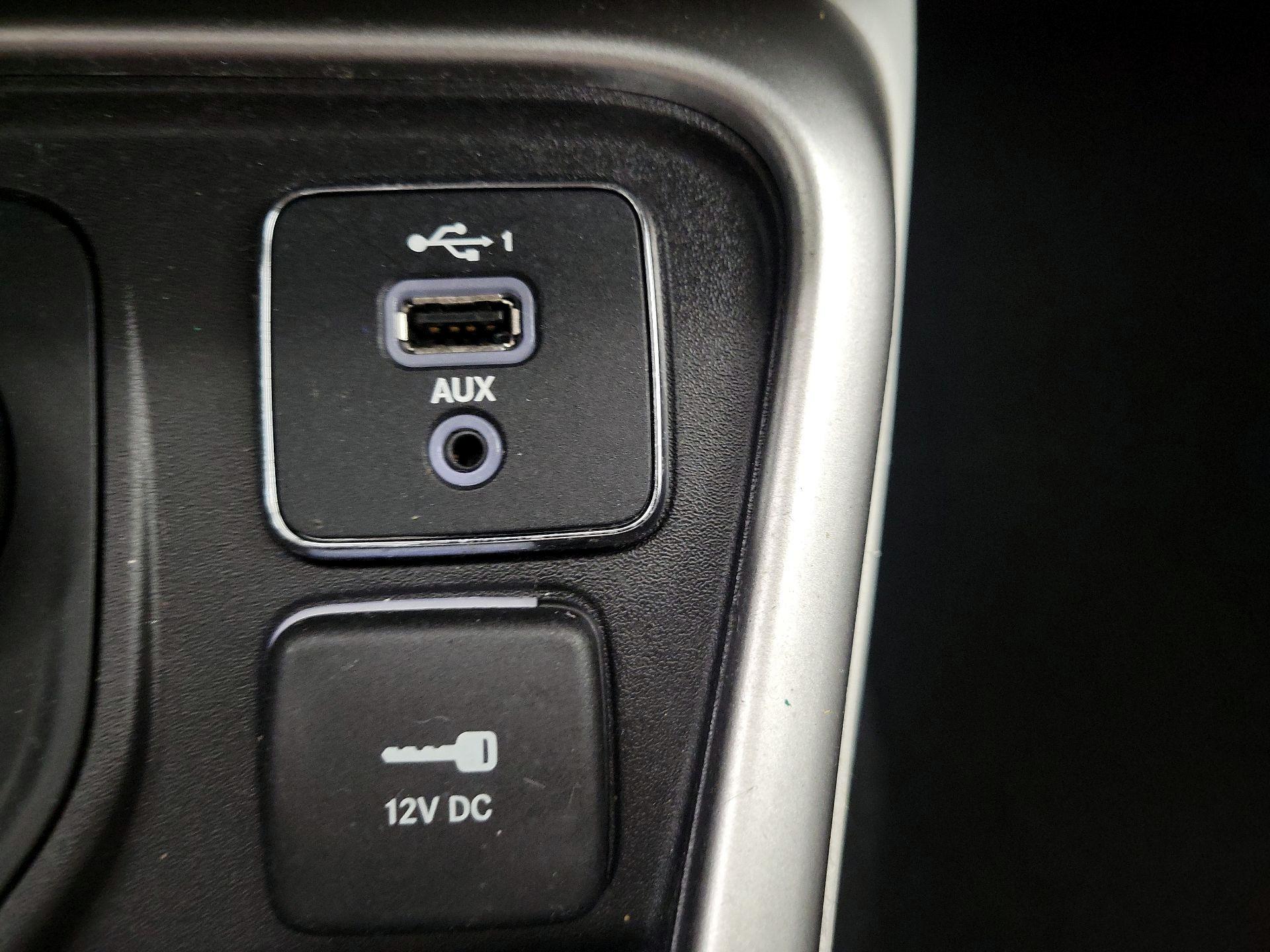 Thumbnail: 2021 Jeep Compass - 18