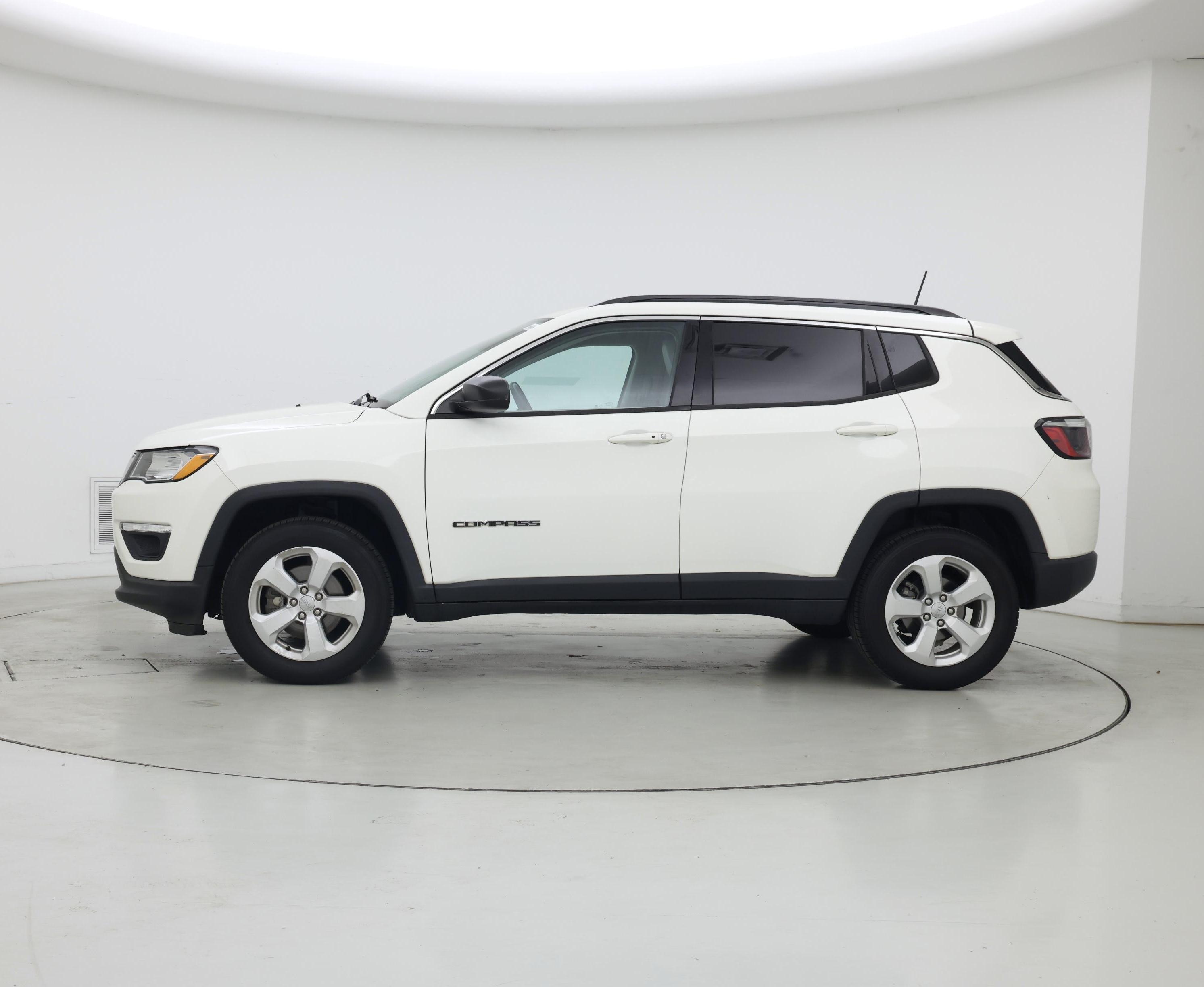 Thumbnail: 2021 Jeep Compass - 3