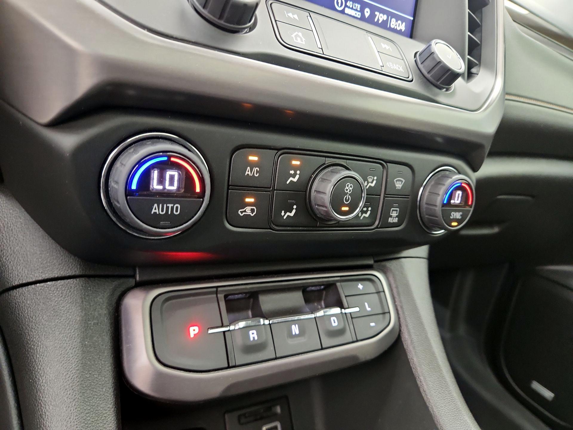 Thumbnail: 2022 GMC Acadia - 16