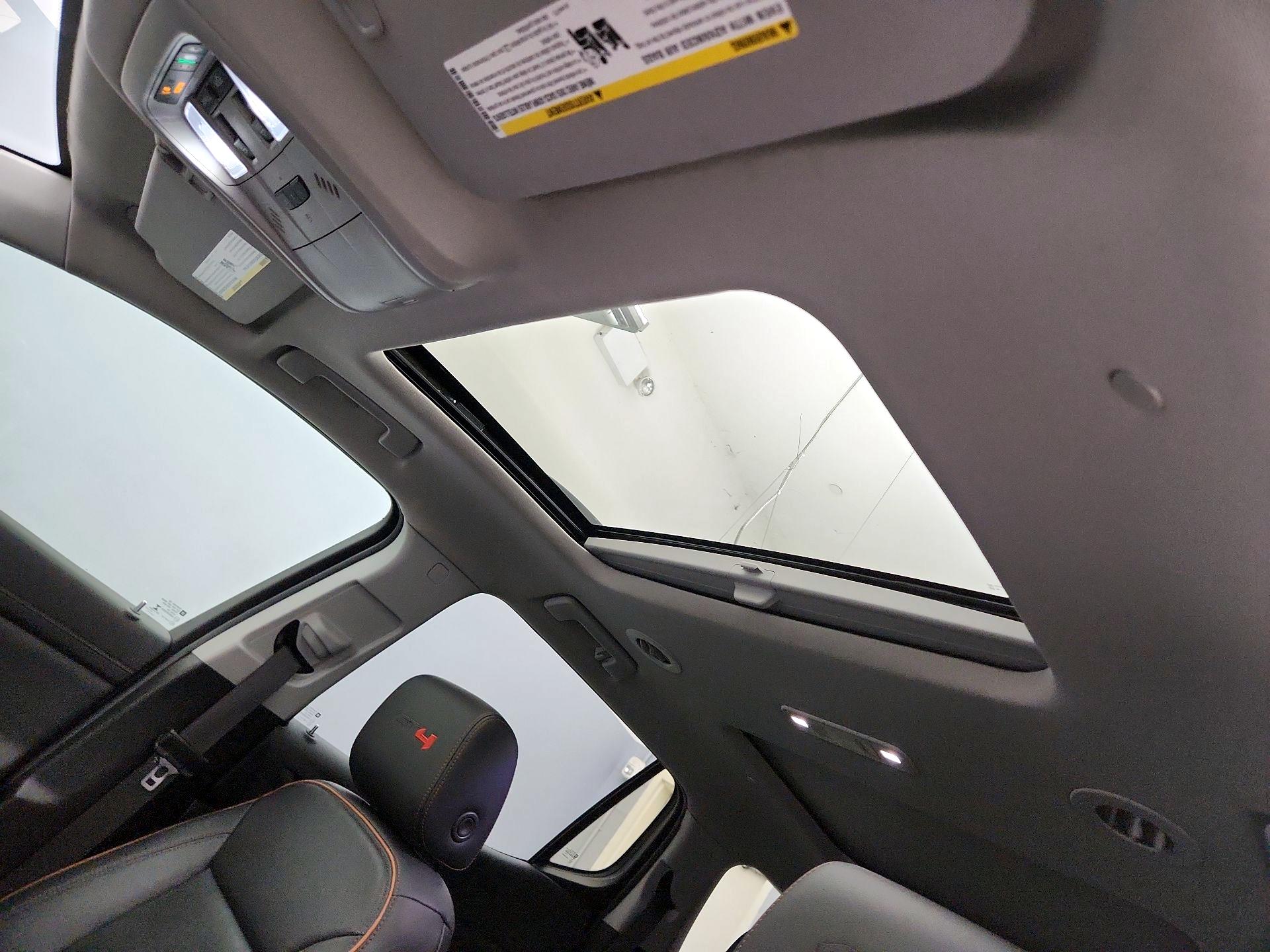 Thumbnail: 2022 GMC Acadia - 19