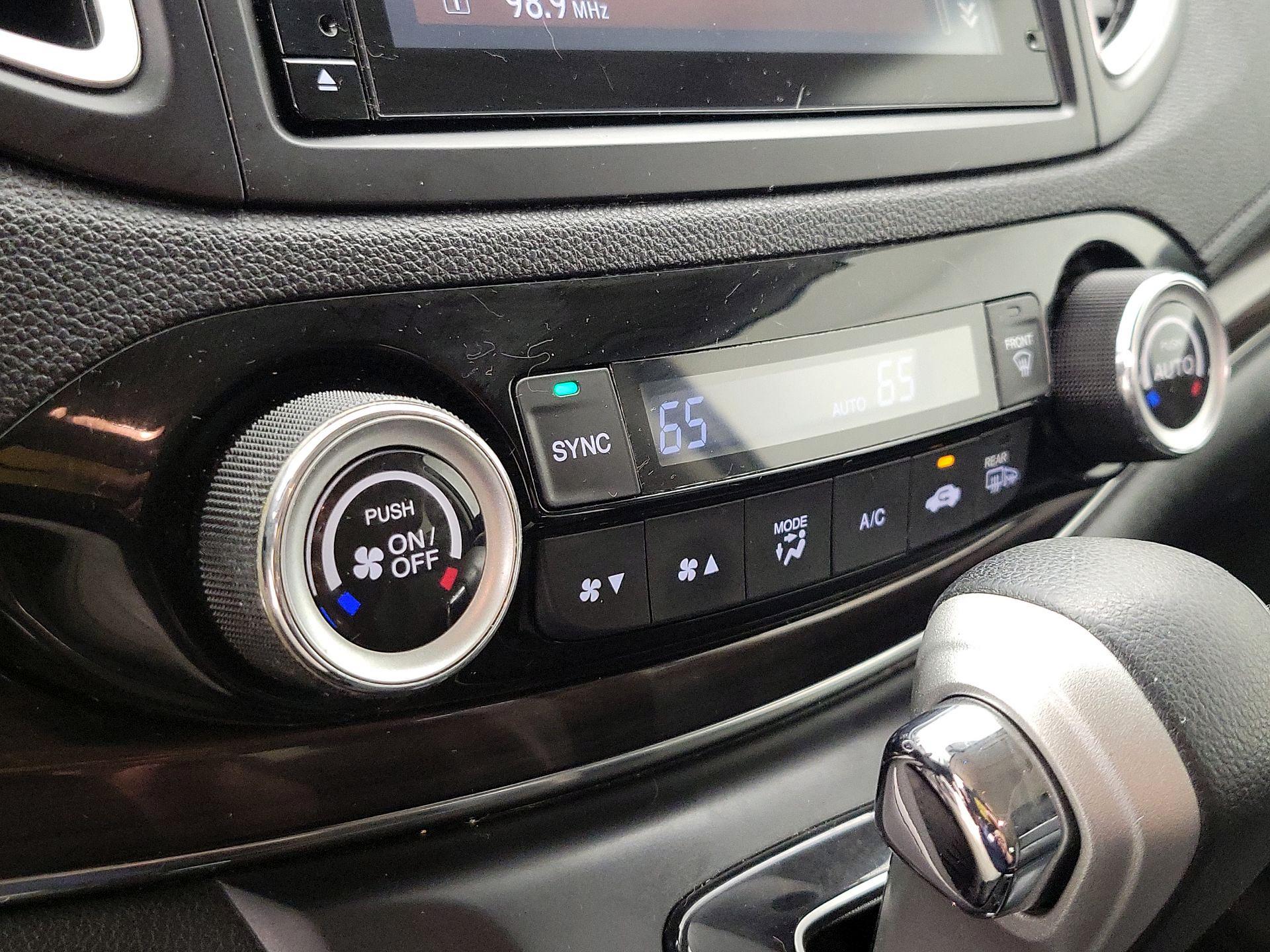 Thumbnail: 2015 Honda CR-V - 16