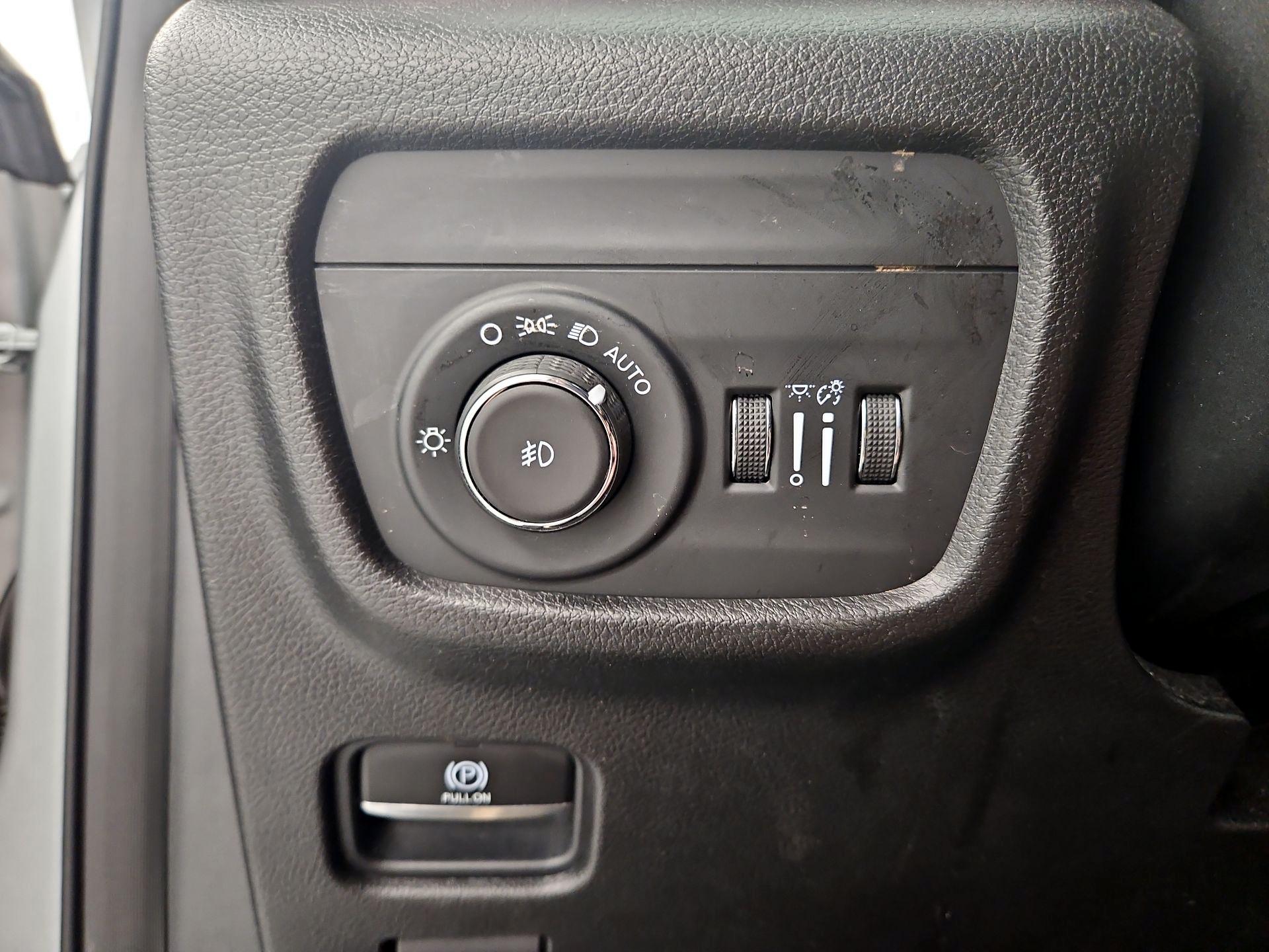 Thumbnail: 2021 Jeep Grand Cherokee L - 13