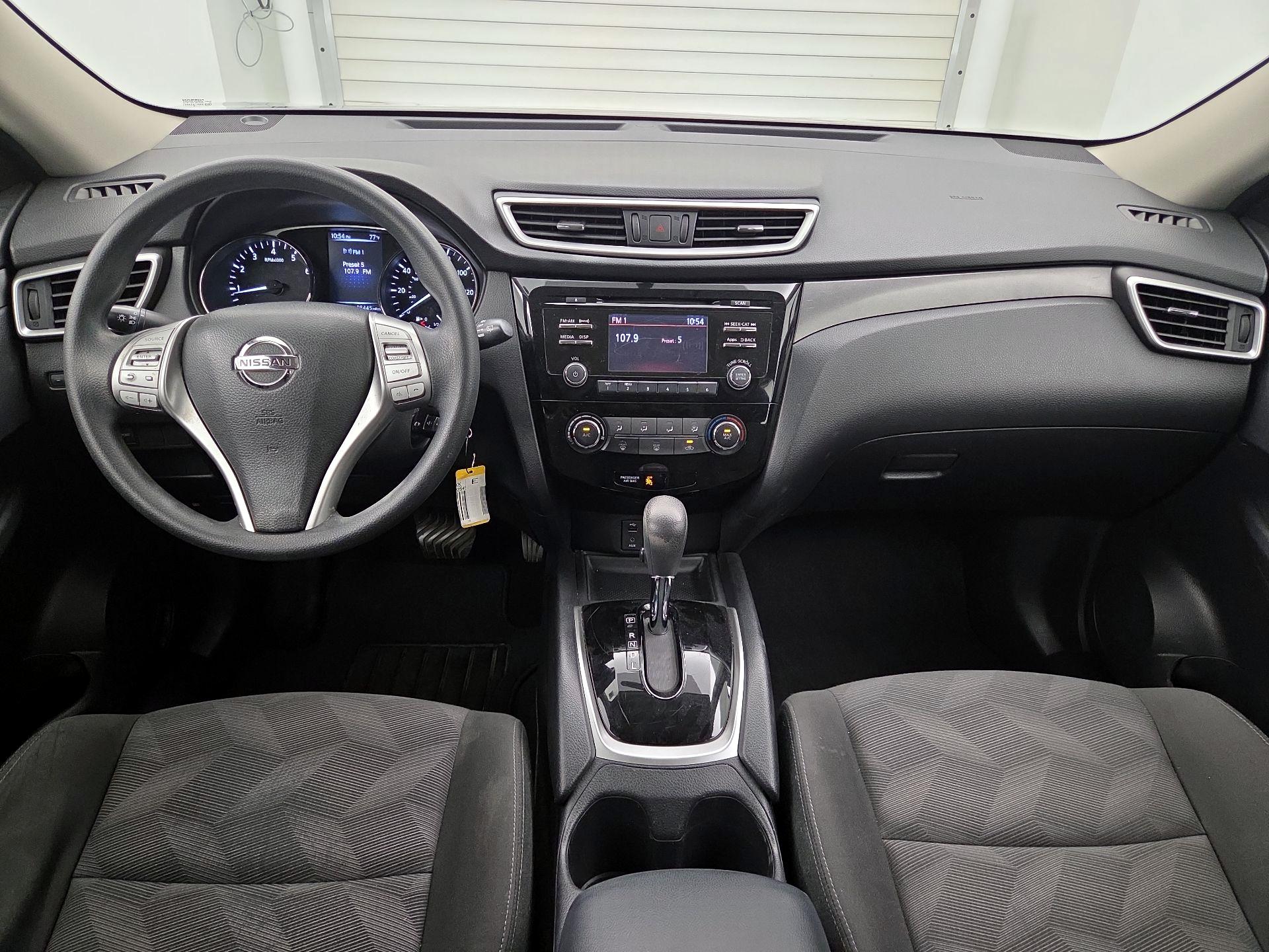 Thumbnail: 2016 Nissan Rogue - 9