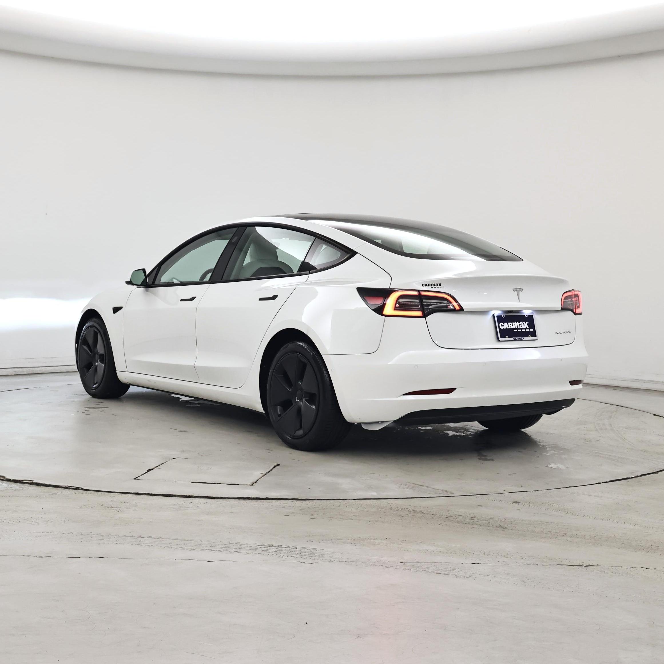 Thumbnail: 2022 Tesla Model 3 - 2