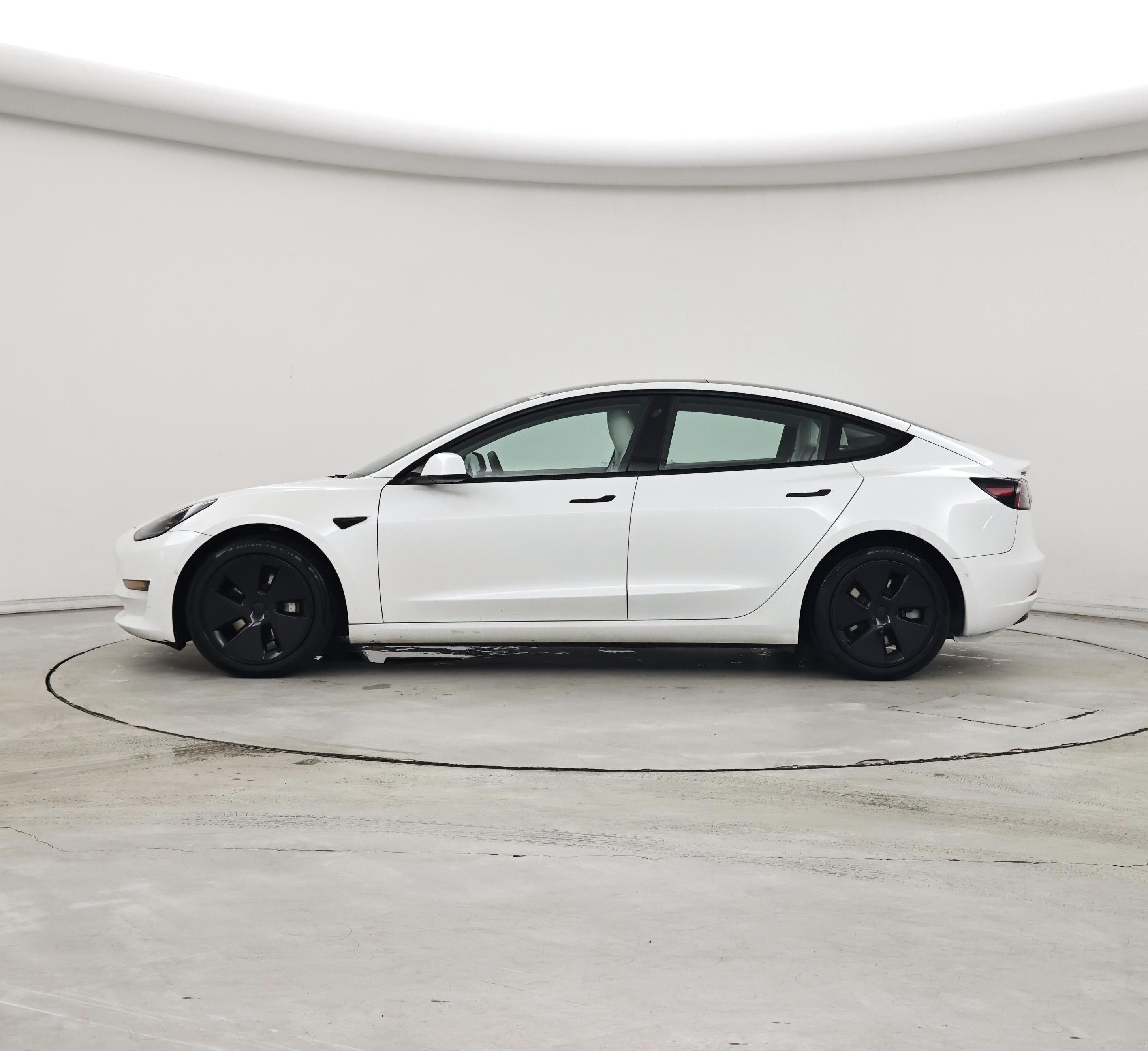 Thumbnail: 2022 Tesla Model 3 - 3