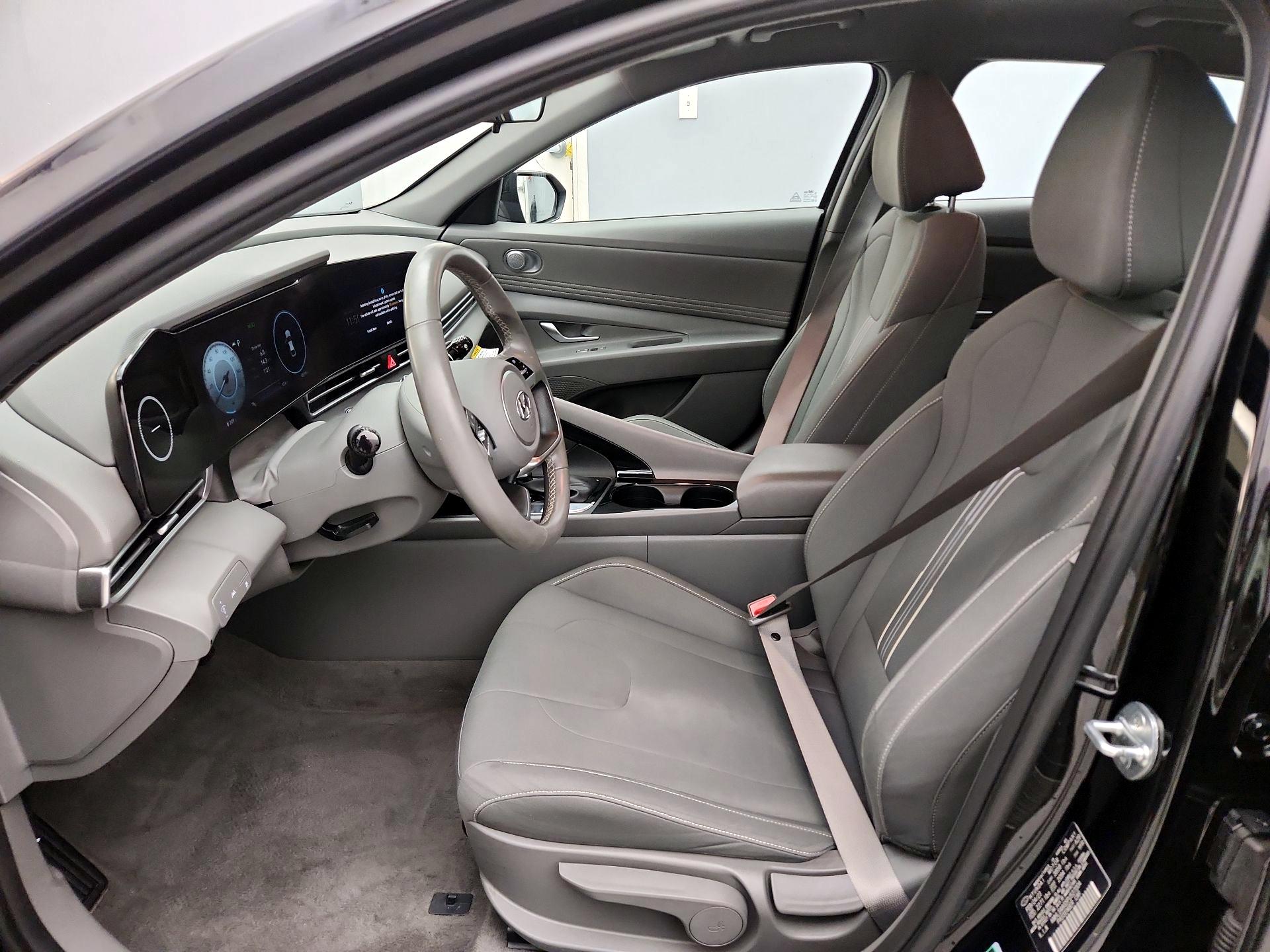 Thumbnail: 2023 Hyundai Elantra - 11