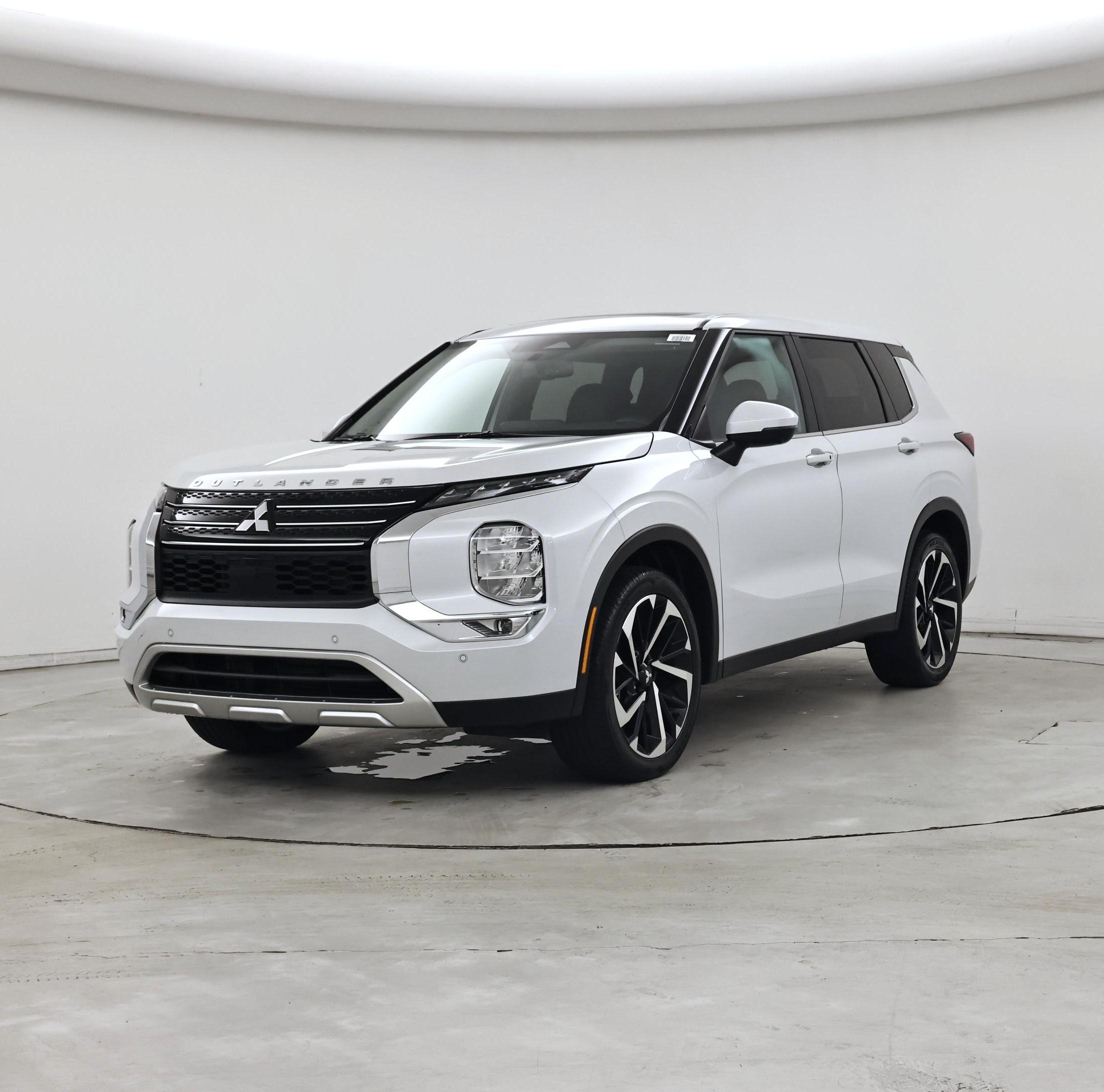 Thumbnail: 2025 Mitsubishi Outlander - 4