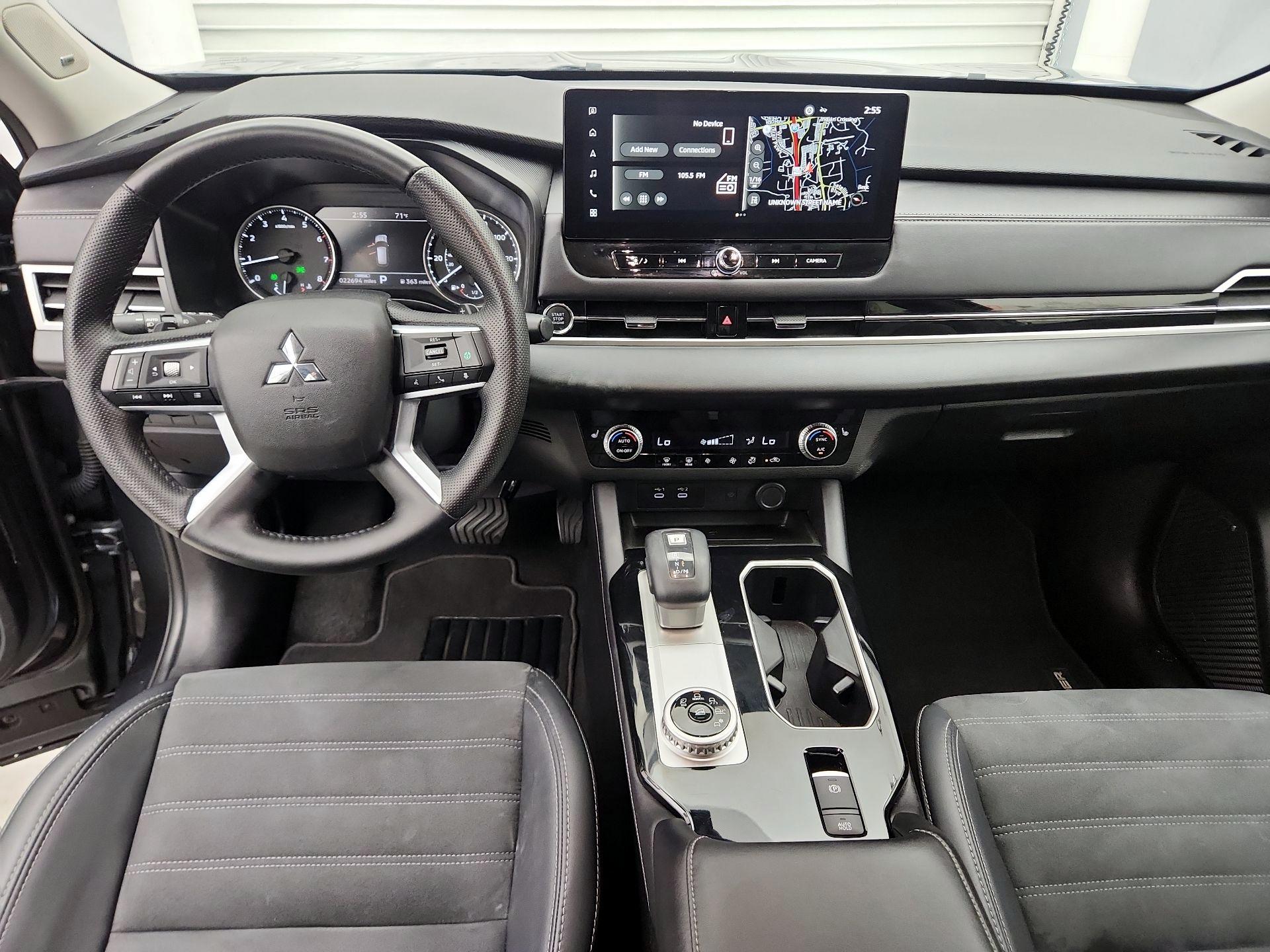 Thumbnail: 2025 Mitsubishi Outlander - 9