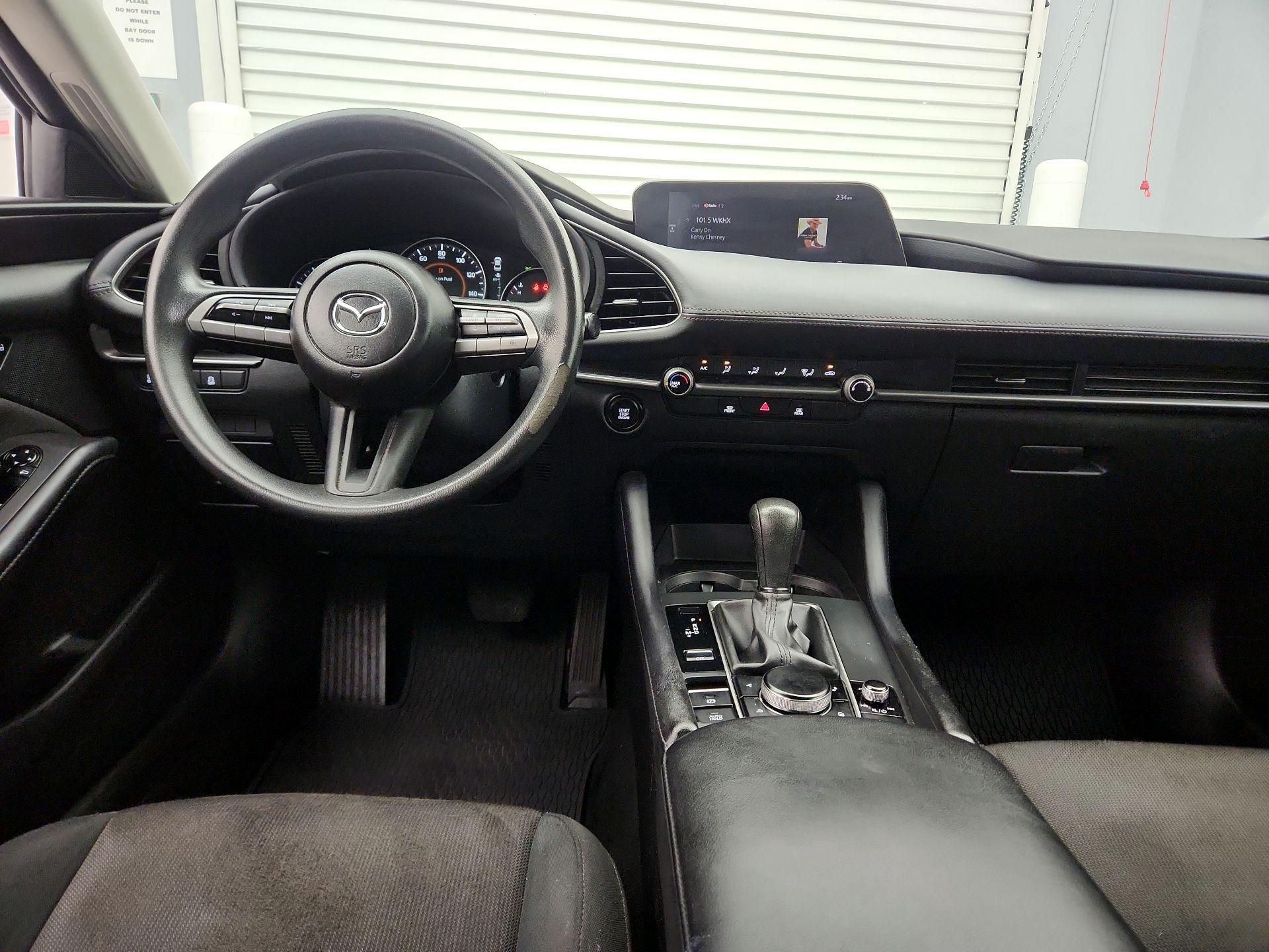 Thumbnail: 2022 Mazda Mazda3 - 9