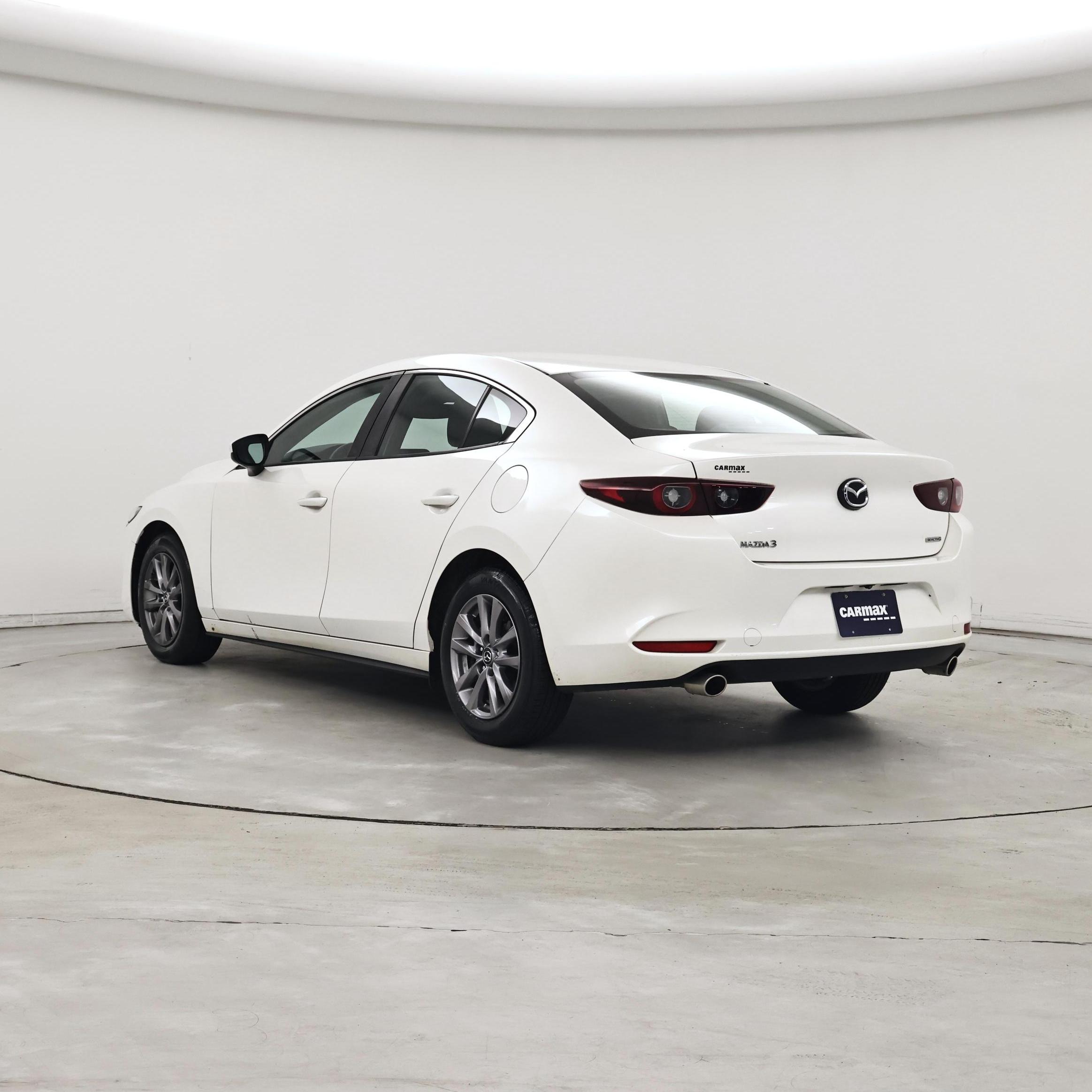 Thumbnail: 2022 Mazda Mazda3 - 2