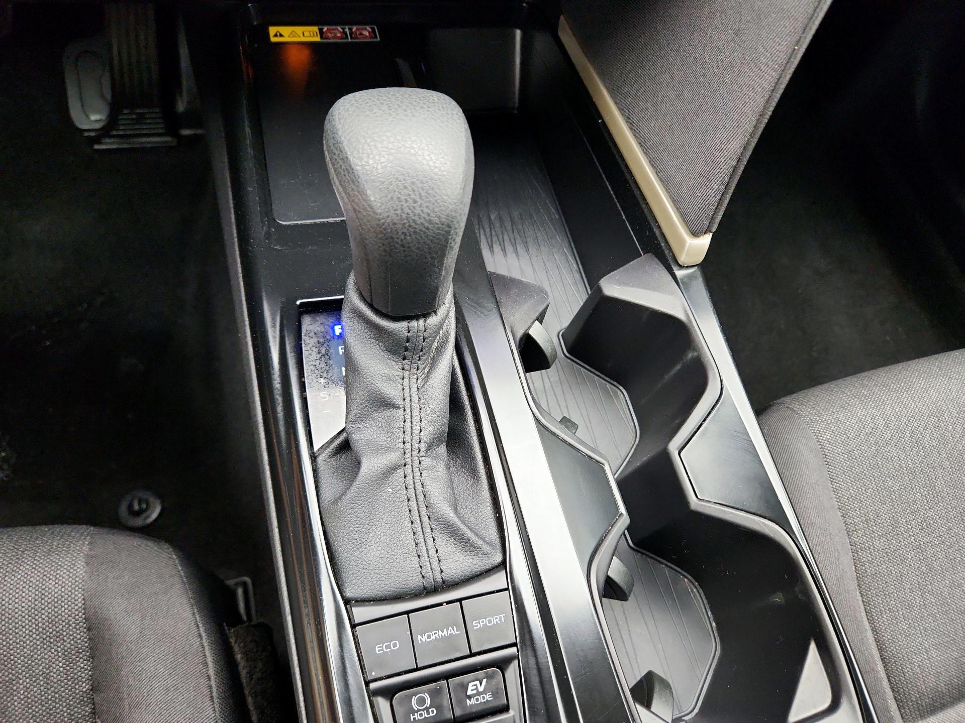 Thumbnail: 2025 Toyota Camry - 17