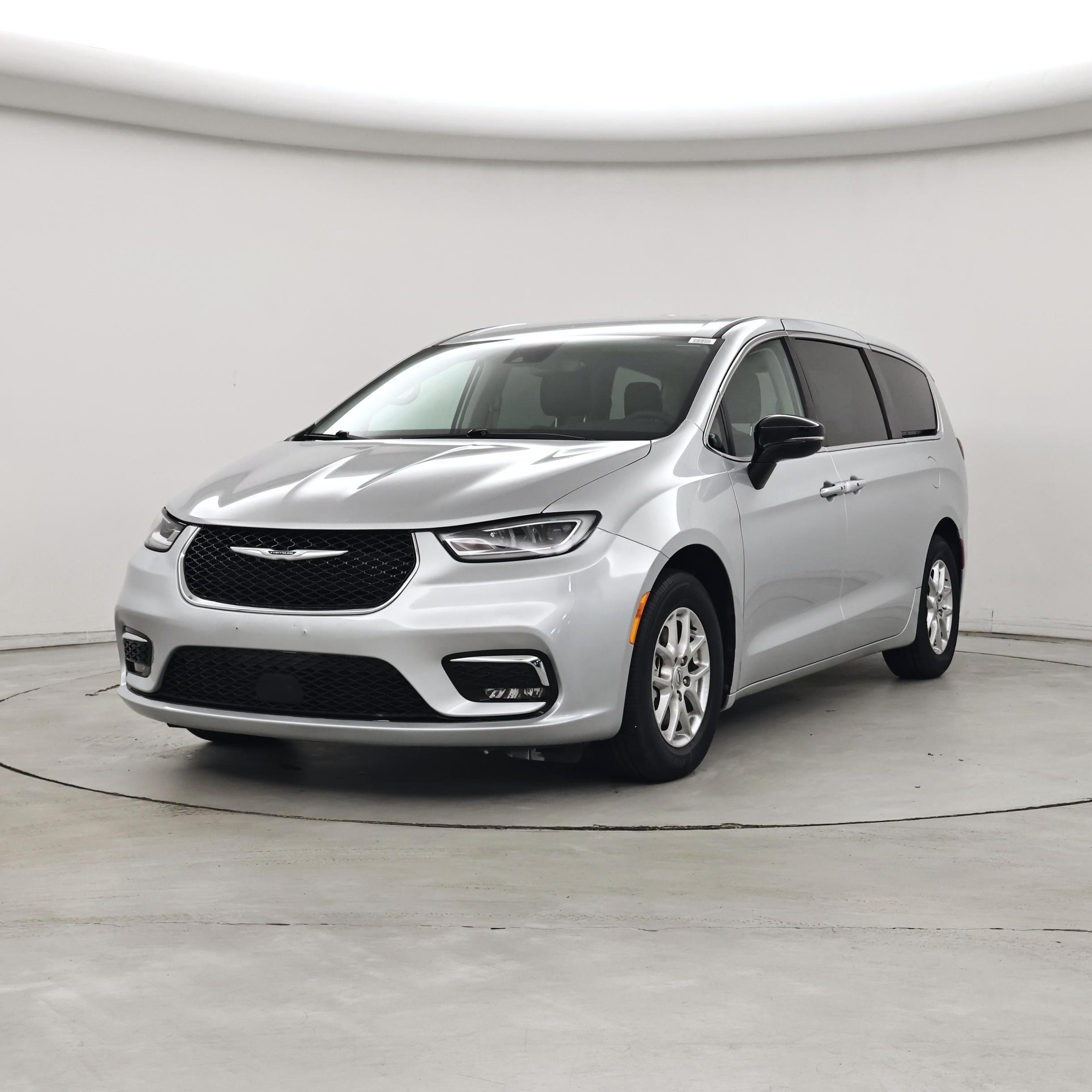 Thumbnail: 2024 Chrysler Pacifica - 4
