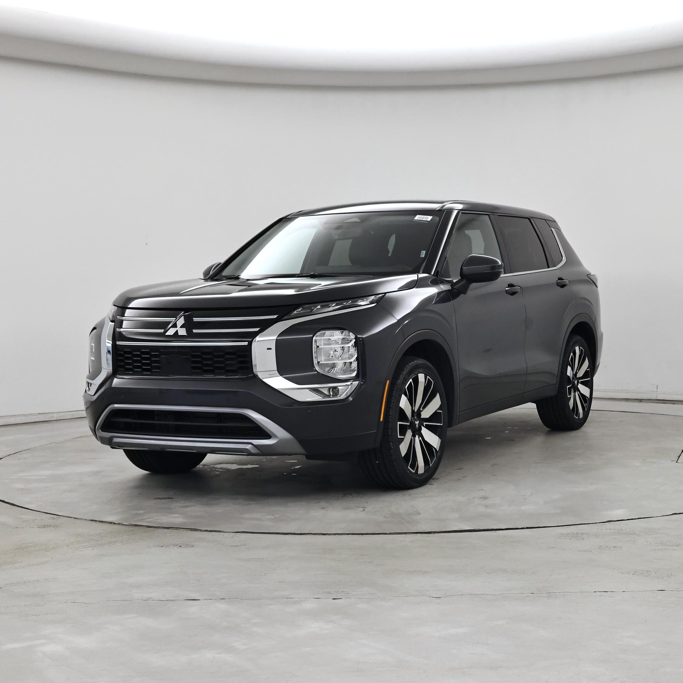 Thumbnail: 2025 Mitsubishi Outlander - 4