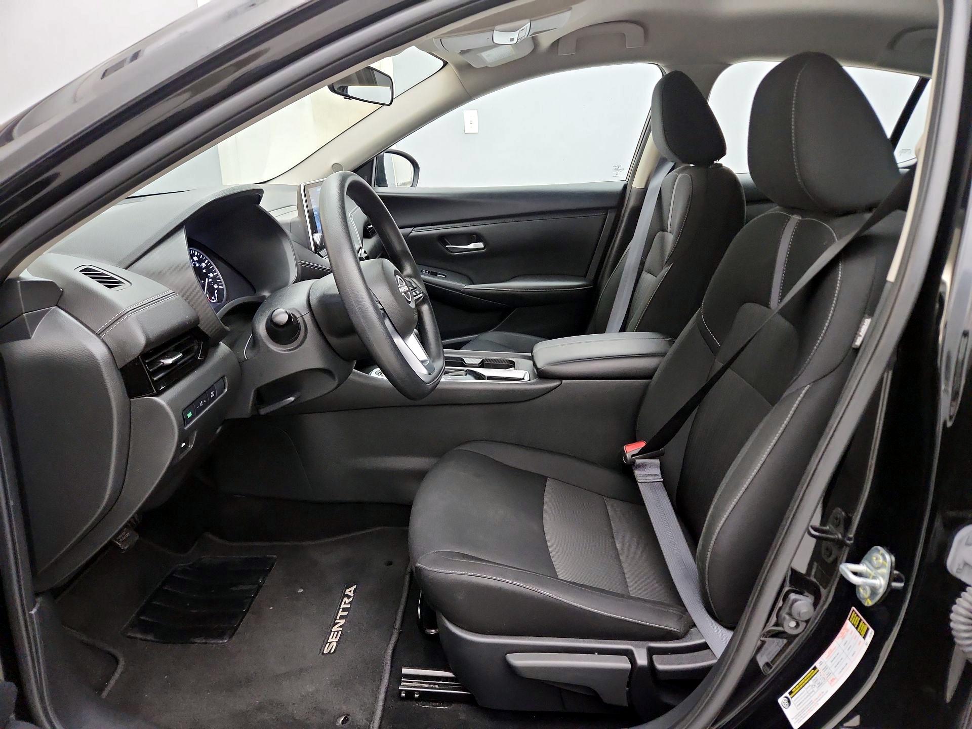 Thumbnail: 2025 Nissan Sentra - 11