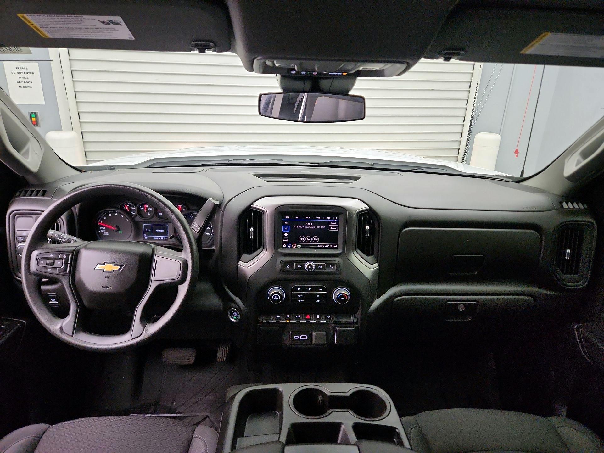 Thumbnail: 2025 Chevrolet Silverado 1500 - 9