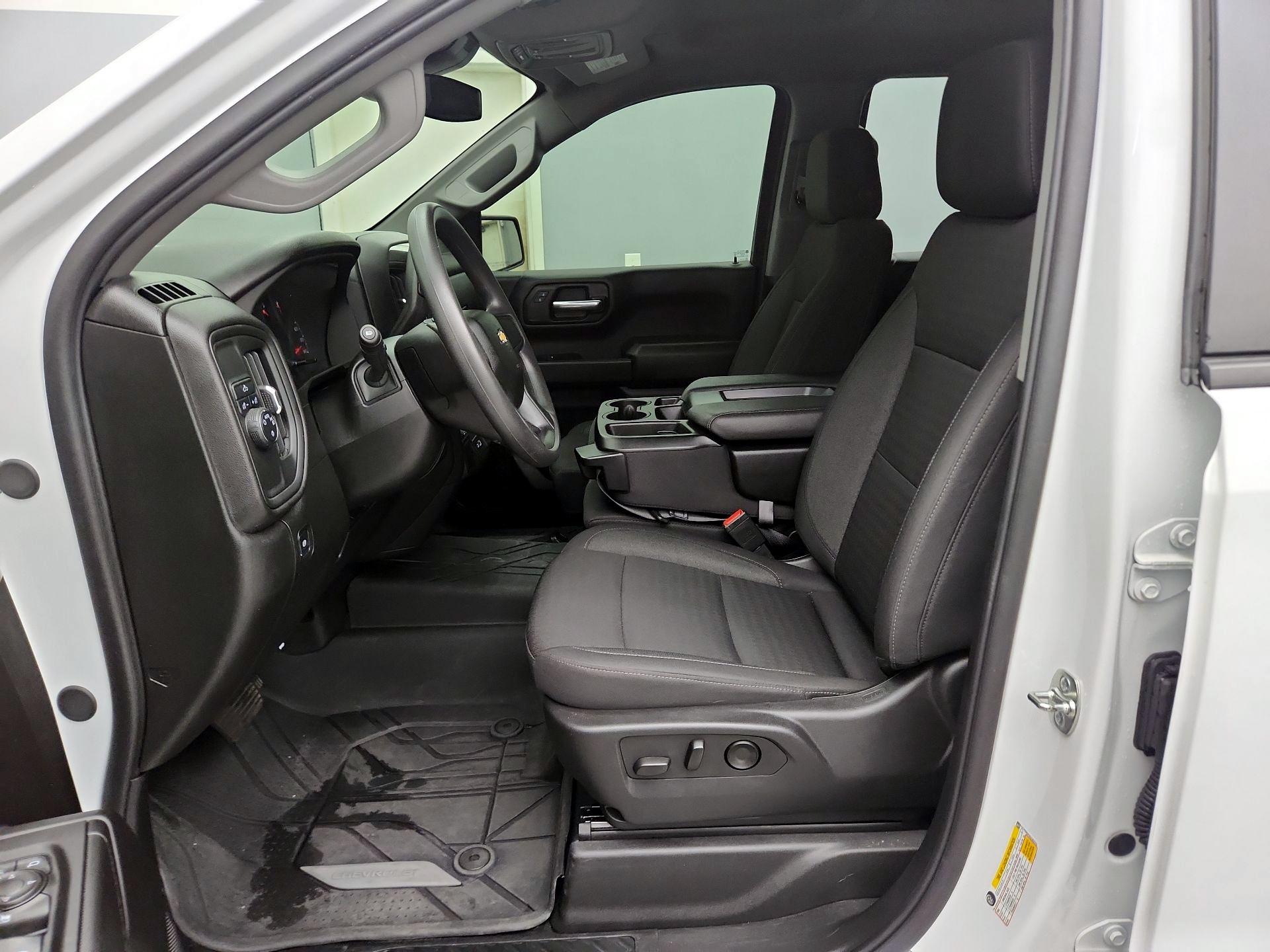 Thumbnail: 2025 Chevrolet Silverado 1500 - 11