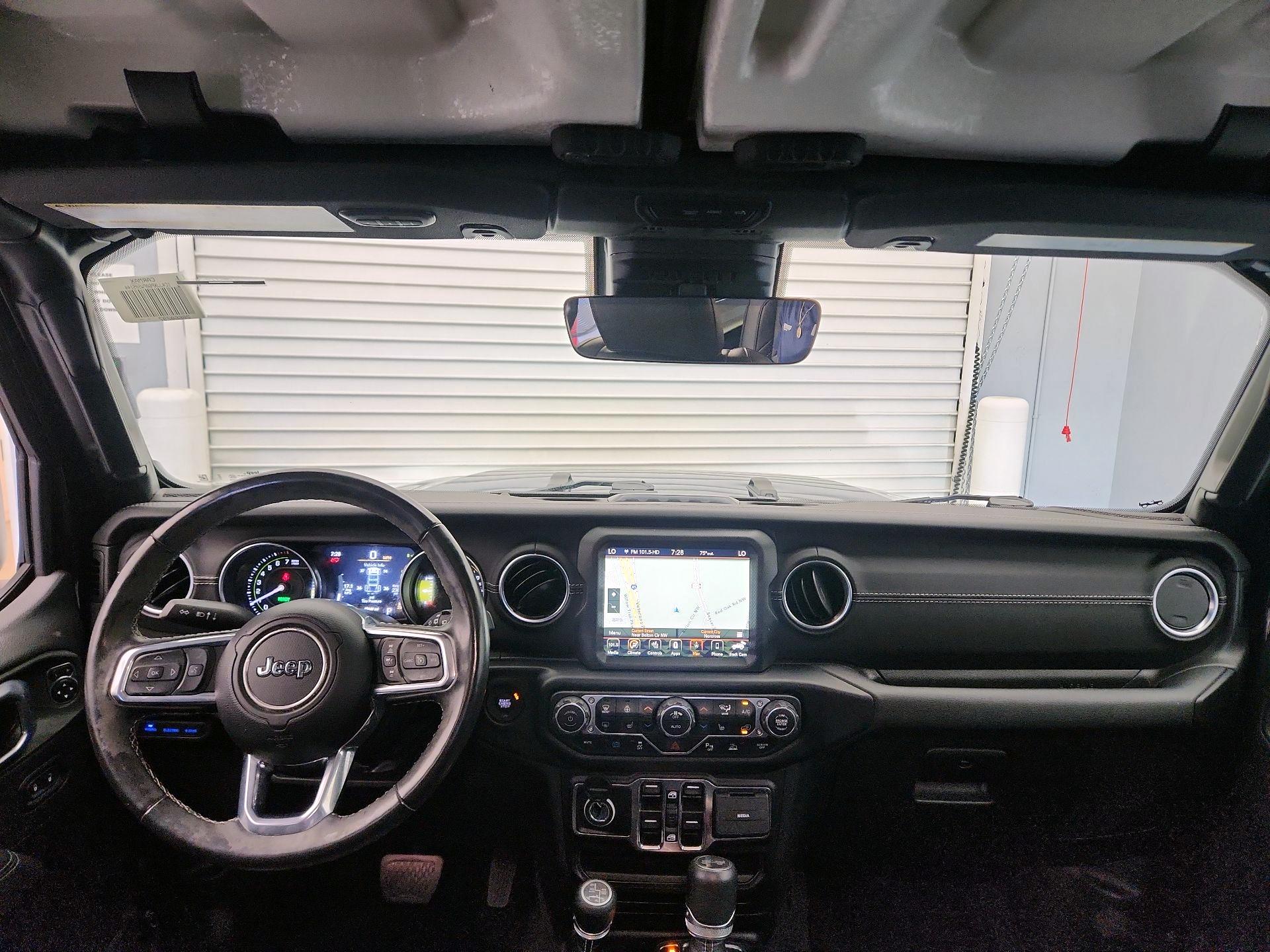 Thumbnail: 2023 Jeep Wrangler - 9