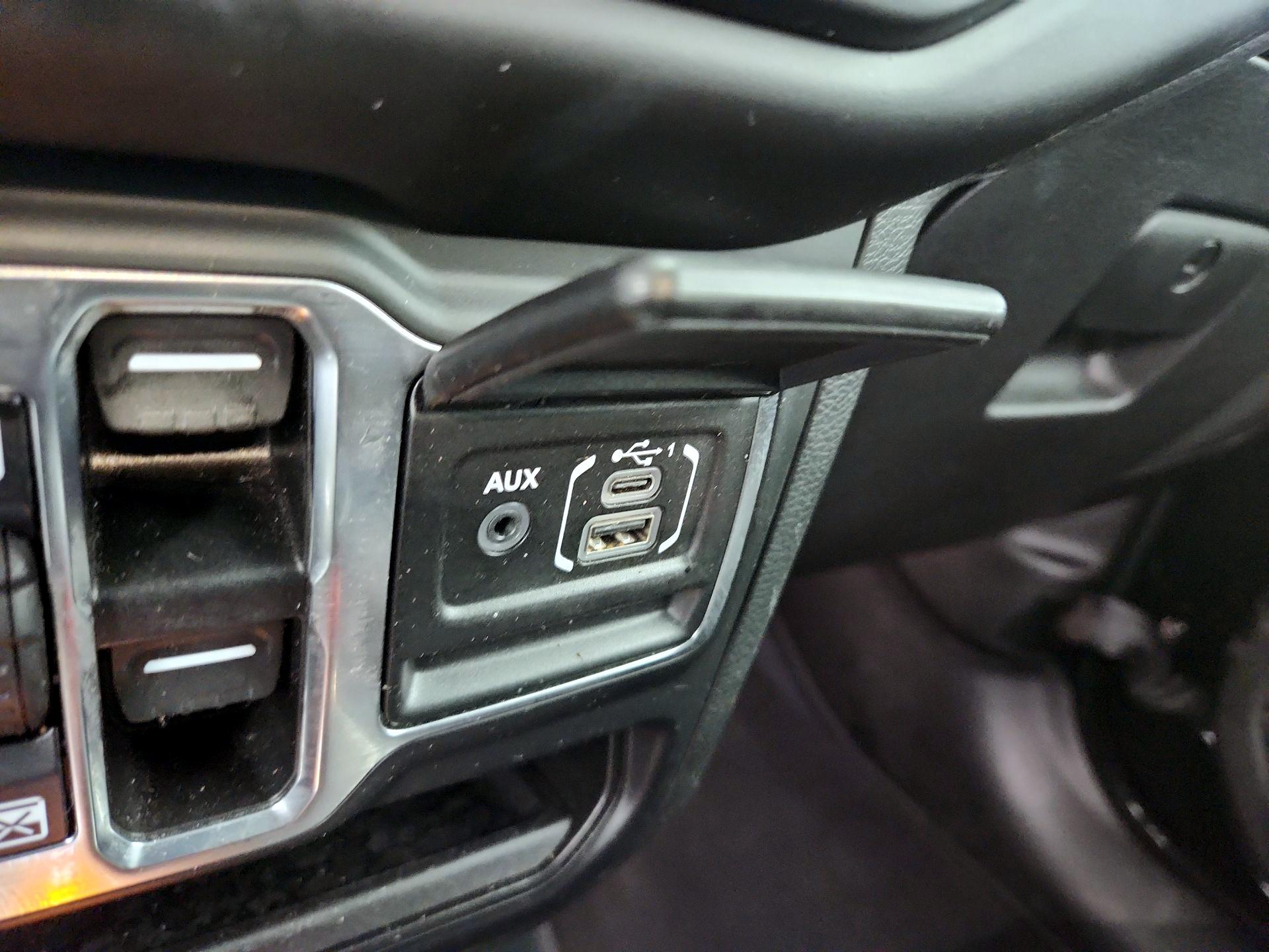 Thumbnail: 2023 Jeep Wrangler - 19