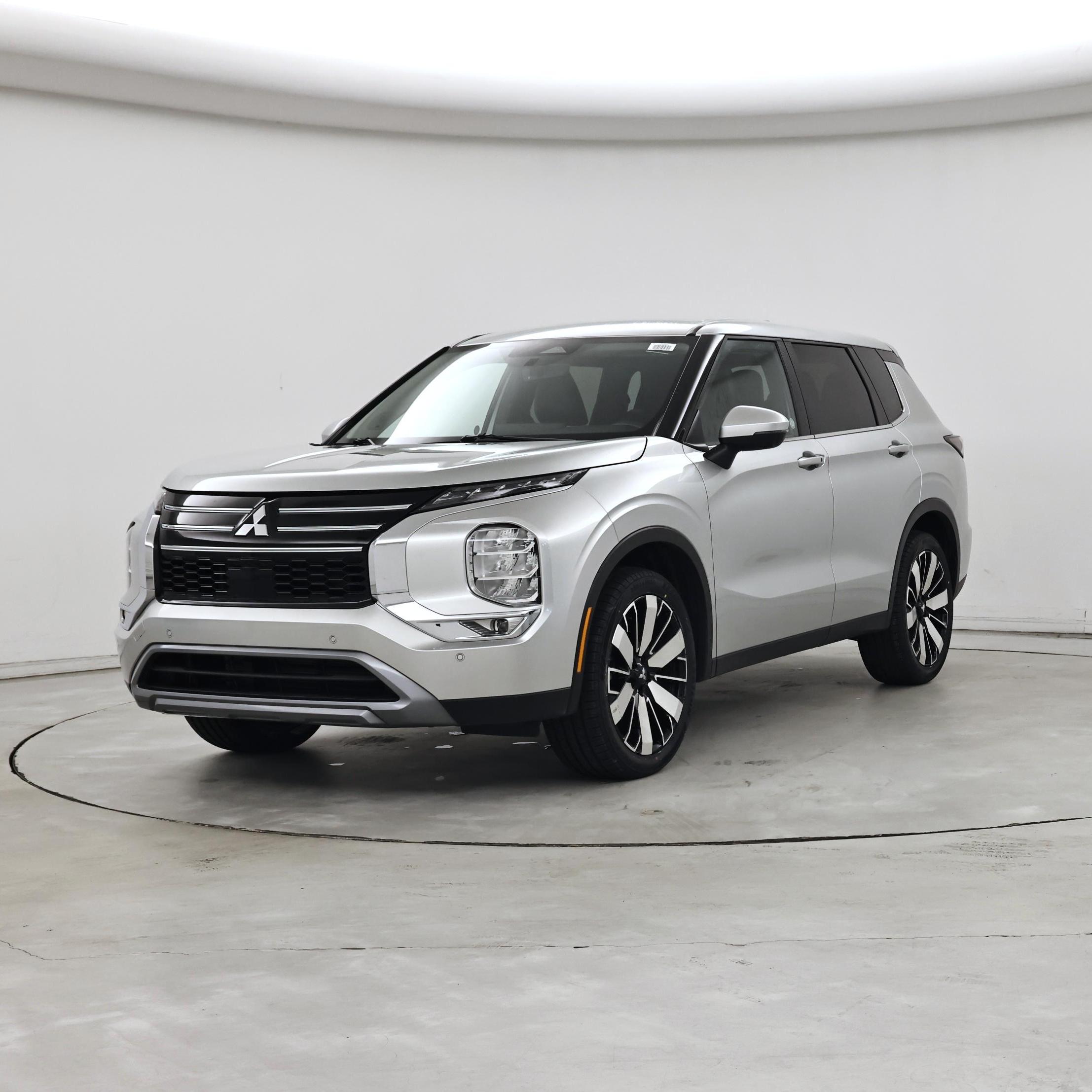 Thumbnail: 2025 Mitsubishi Outlander - 4