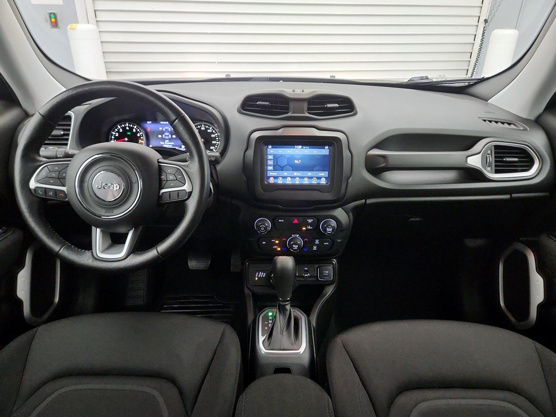 Thumbnail: 2021 Jeep Renegade - 9