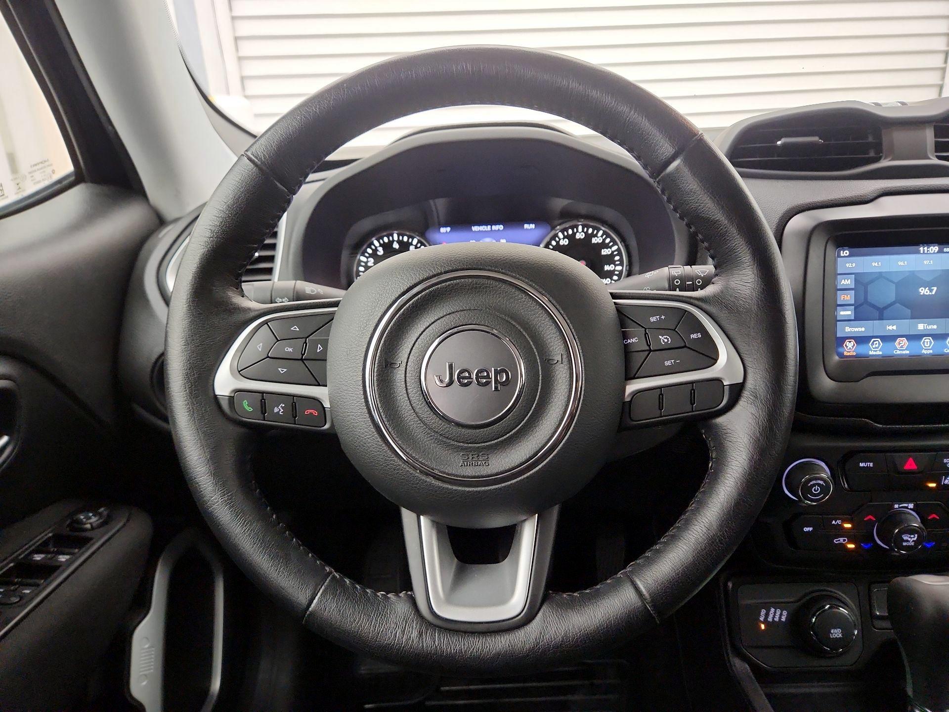 Thumbnail: 2021 Jeep Renegade - 10