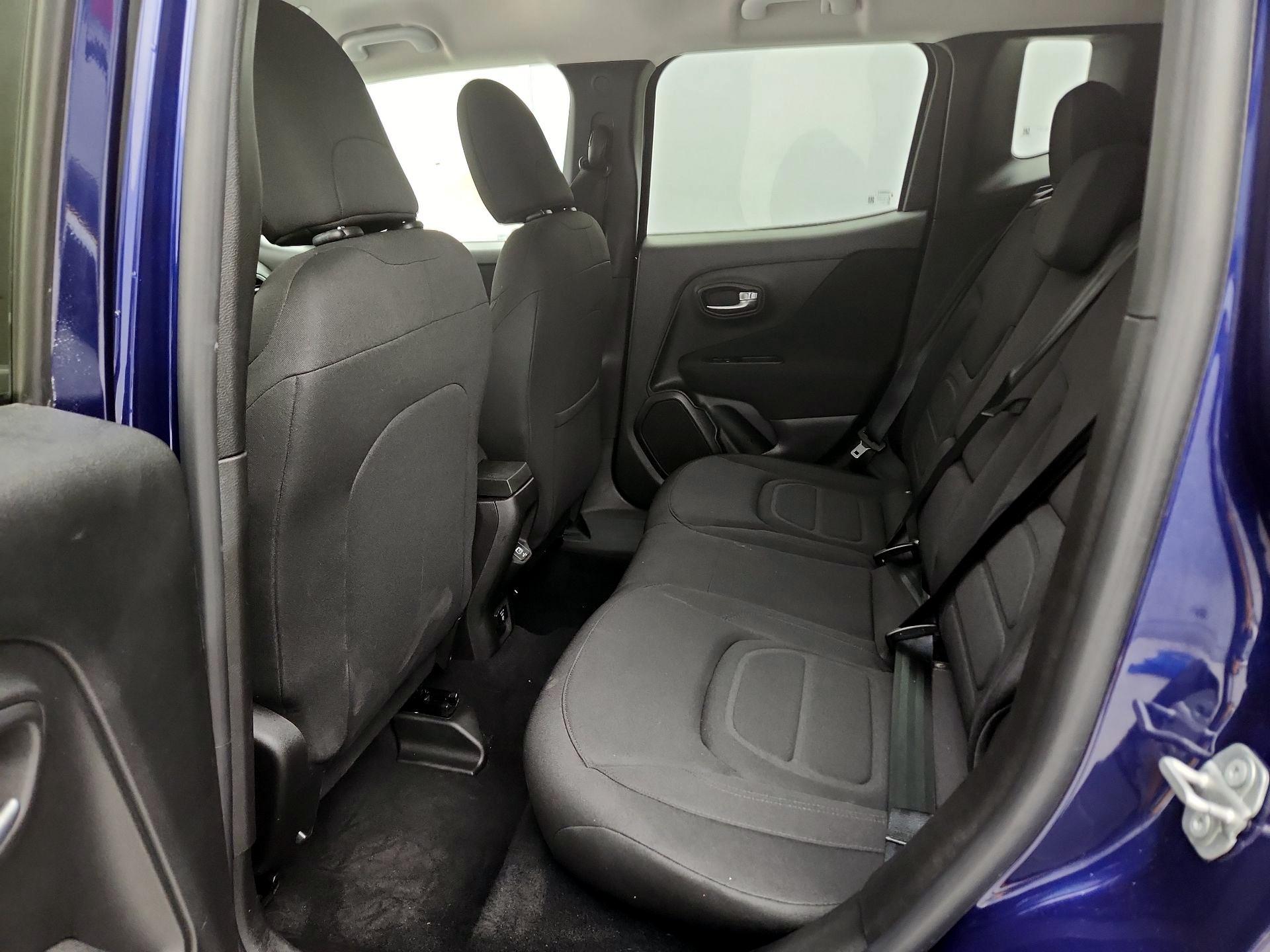 Thumbnail: 2021 Jeep Renegade - 19