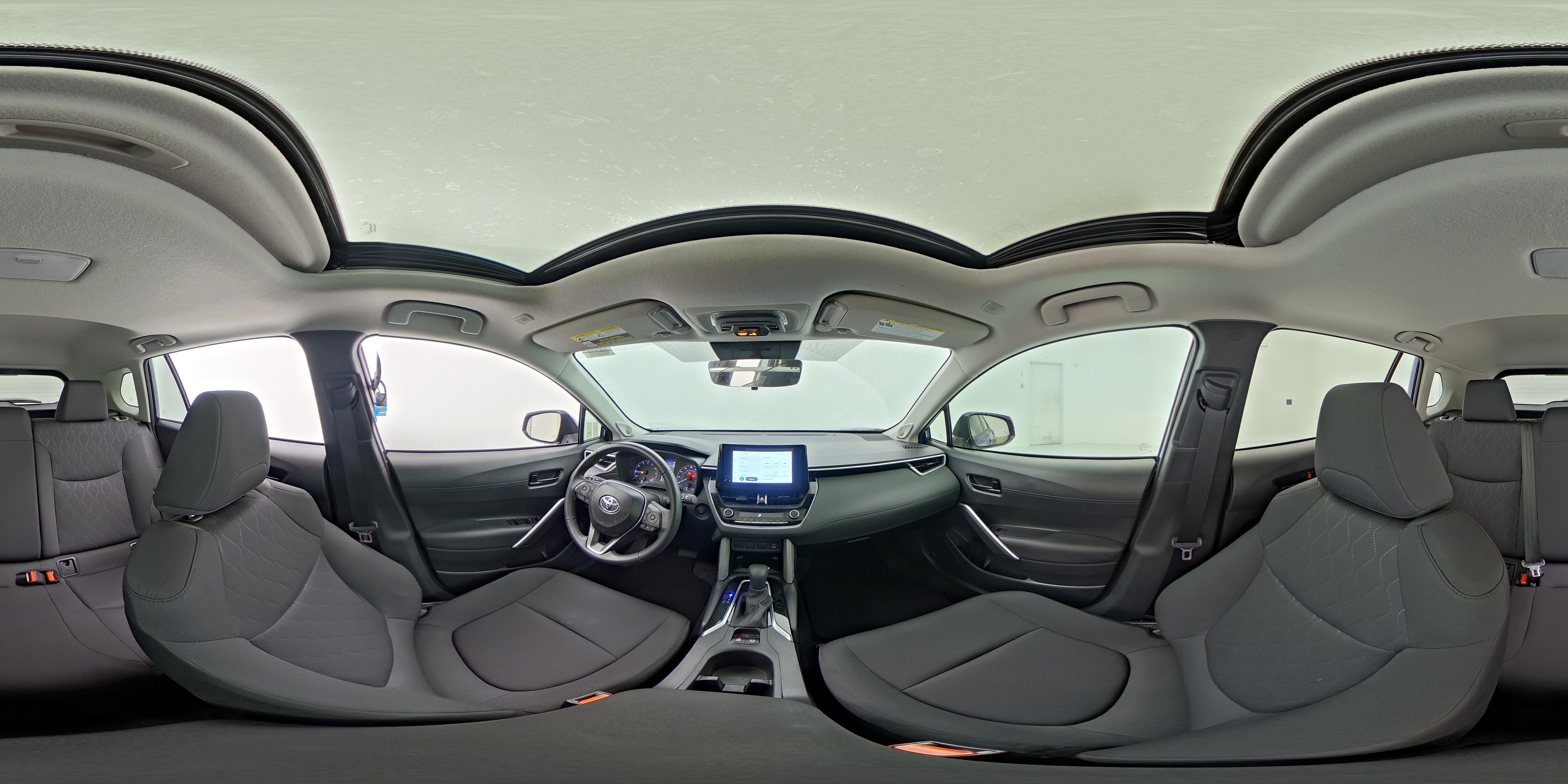 2024 Toyota Corolla Cross LE - Photo 25