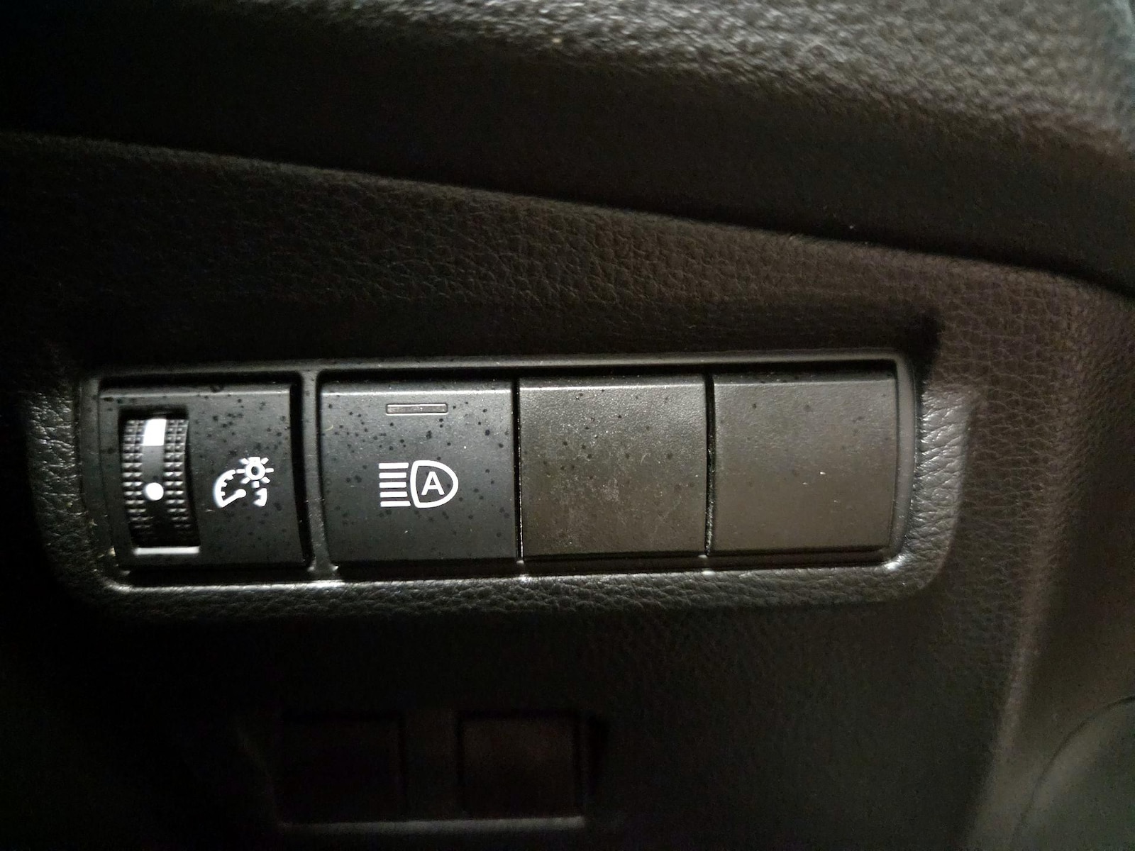 2024 Toyota Corolla Cross LE - Photo 14