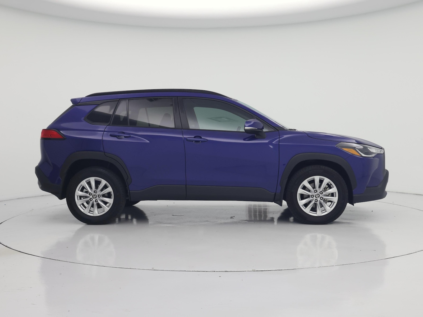 2024 Toyota Corolla Cross LE - Photo 8