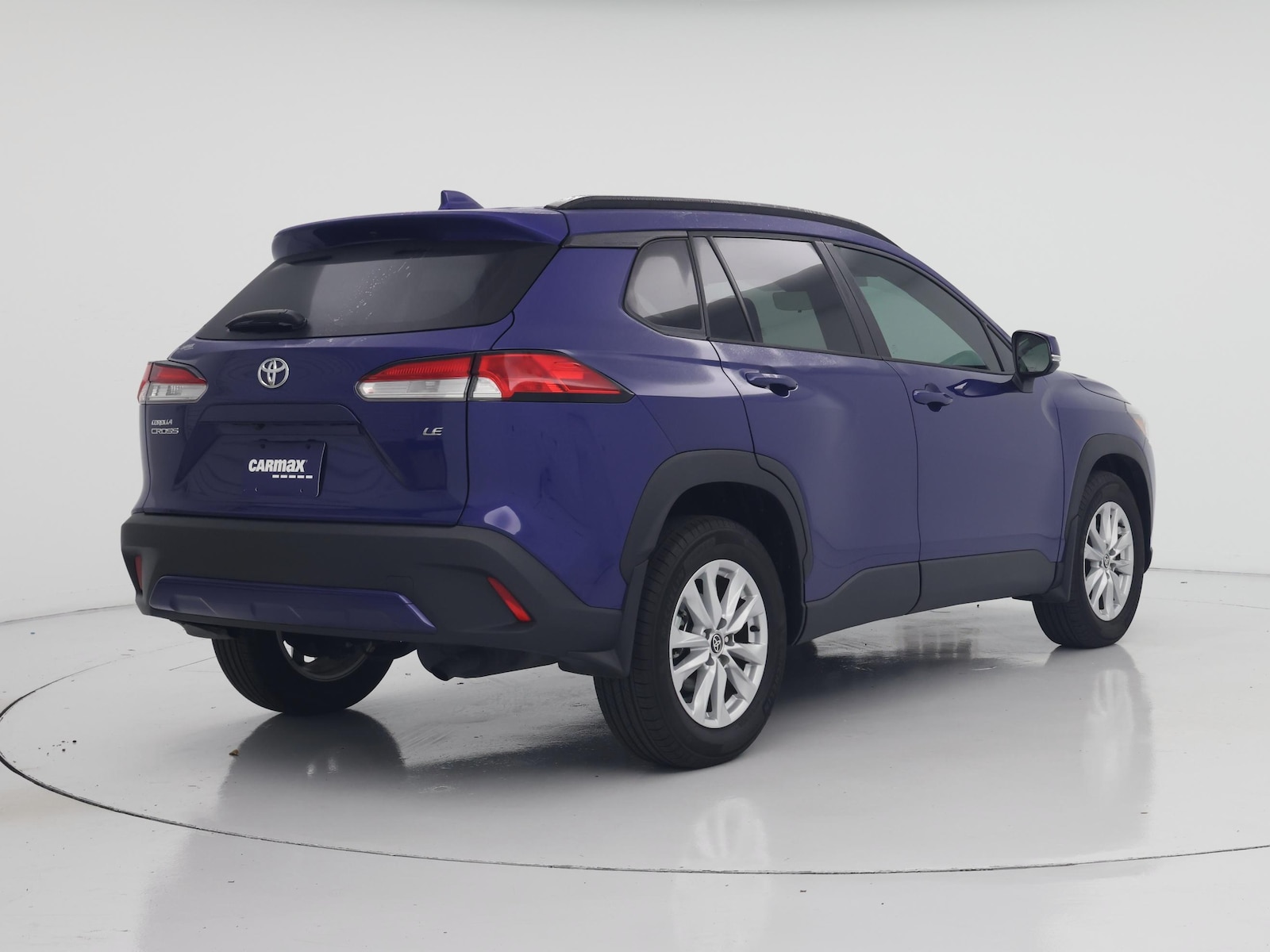 2024 Toyota Corolla Cross LE - Photo 9